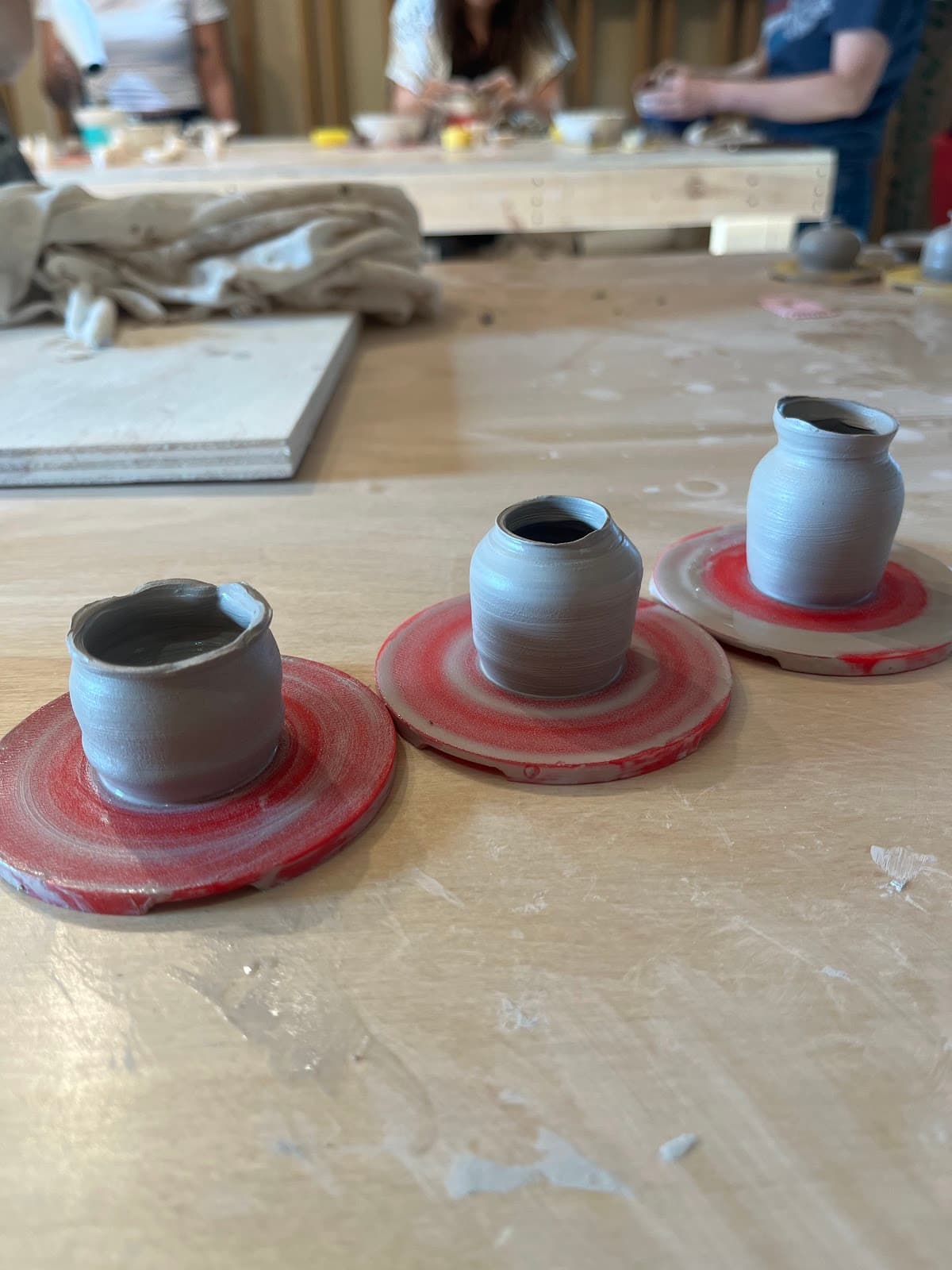 Mini Pottery Studio - Image 1