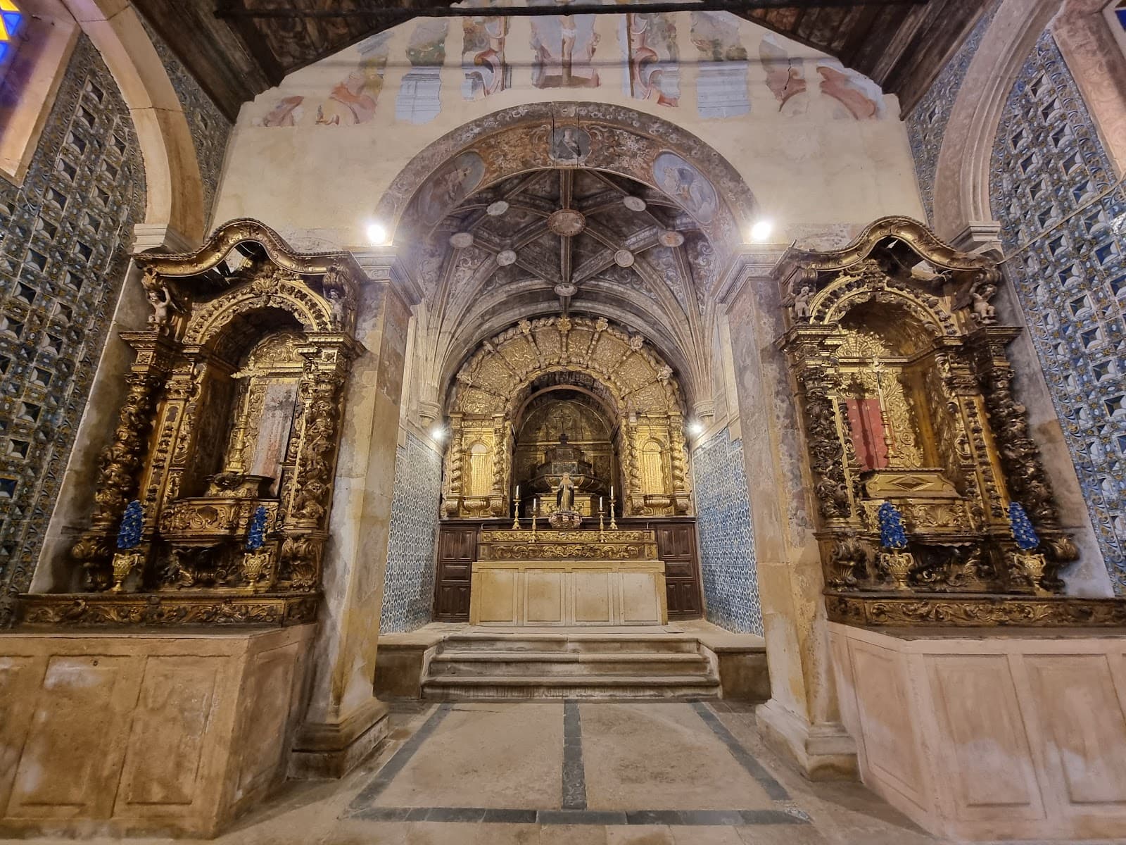 Santa Iria Chapel and Garden - Image 1