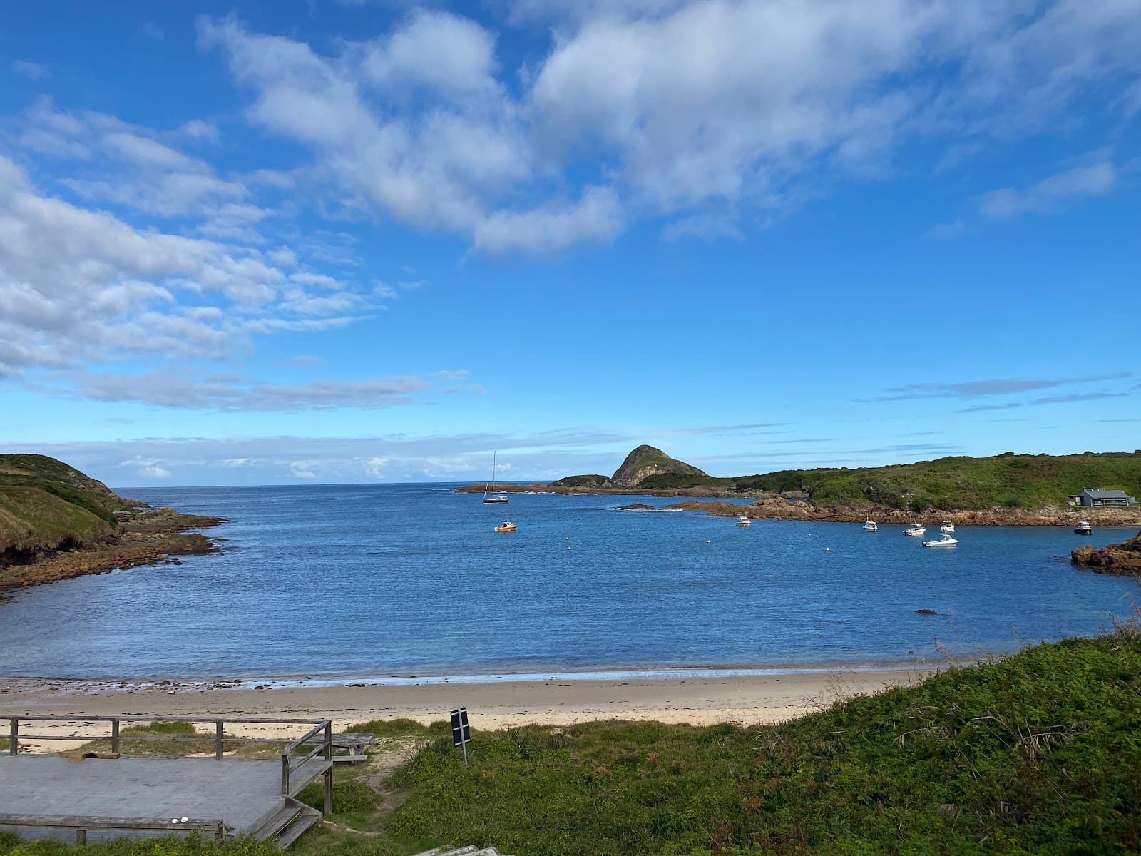 Broughton Island New South Wales - Image 1