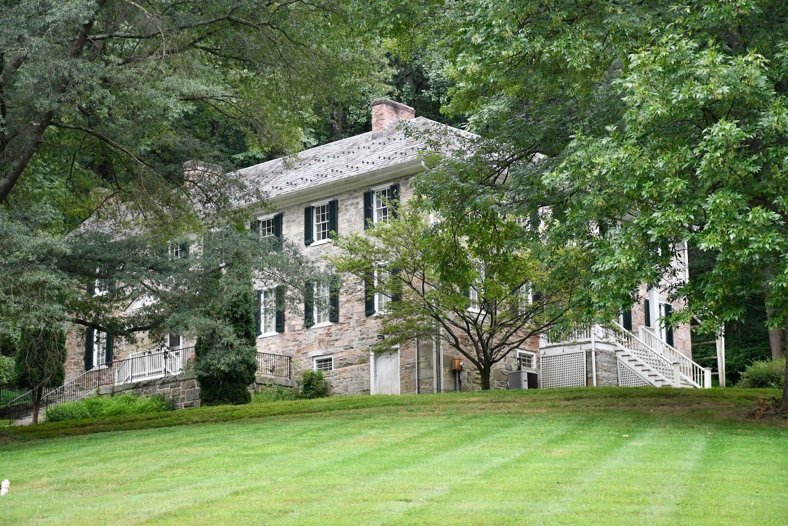 Carter-Archer Mansion - Image 1