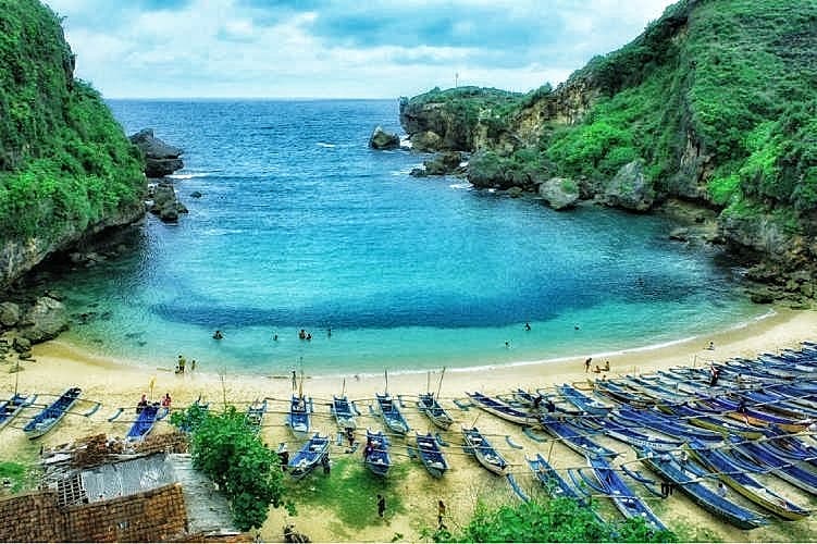 Ngrenehan Beach - Image 1