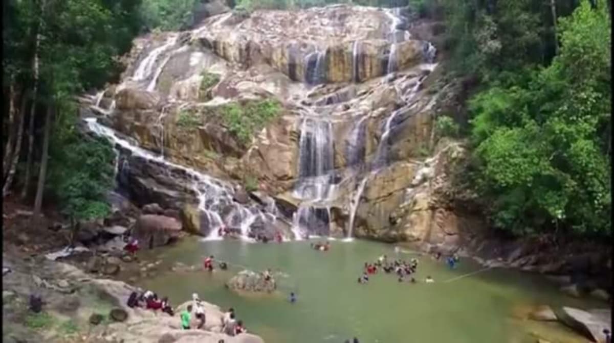 Sungai Pandan Waterfall (Panching) - Image 1