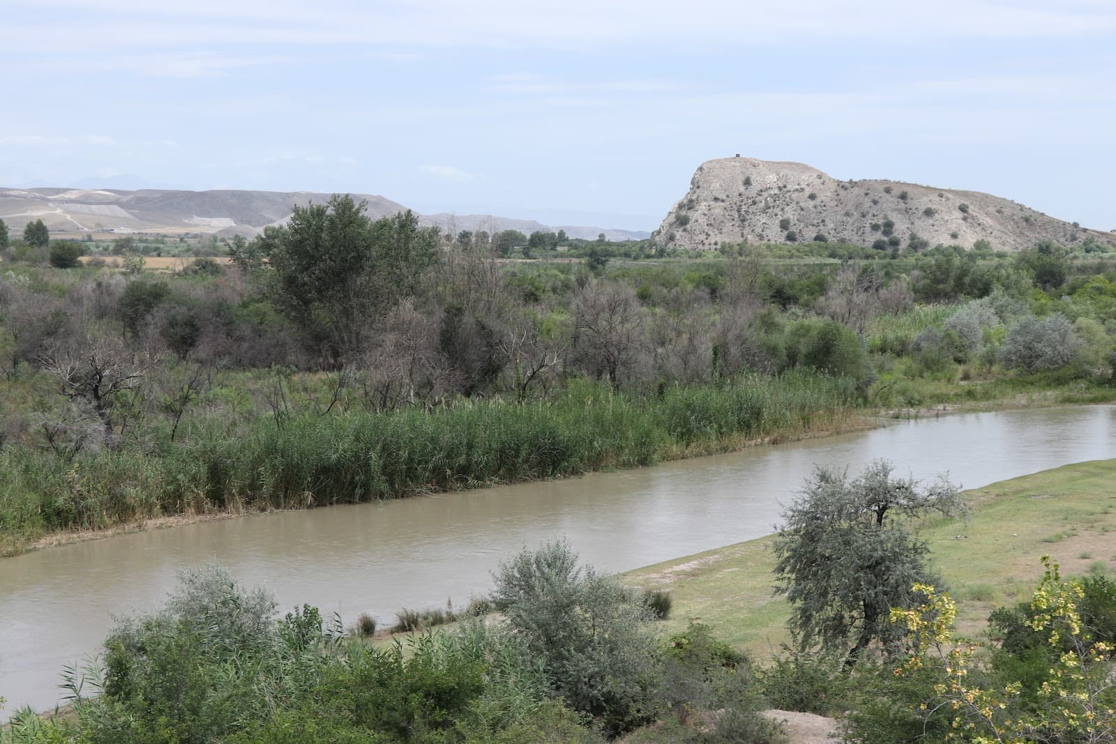 Aras River Scenic Road (Jolfa) - Image 1