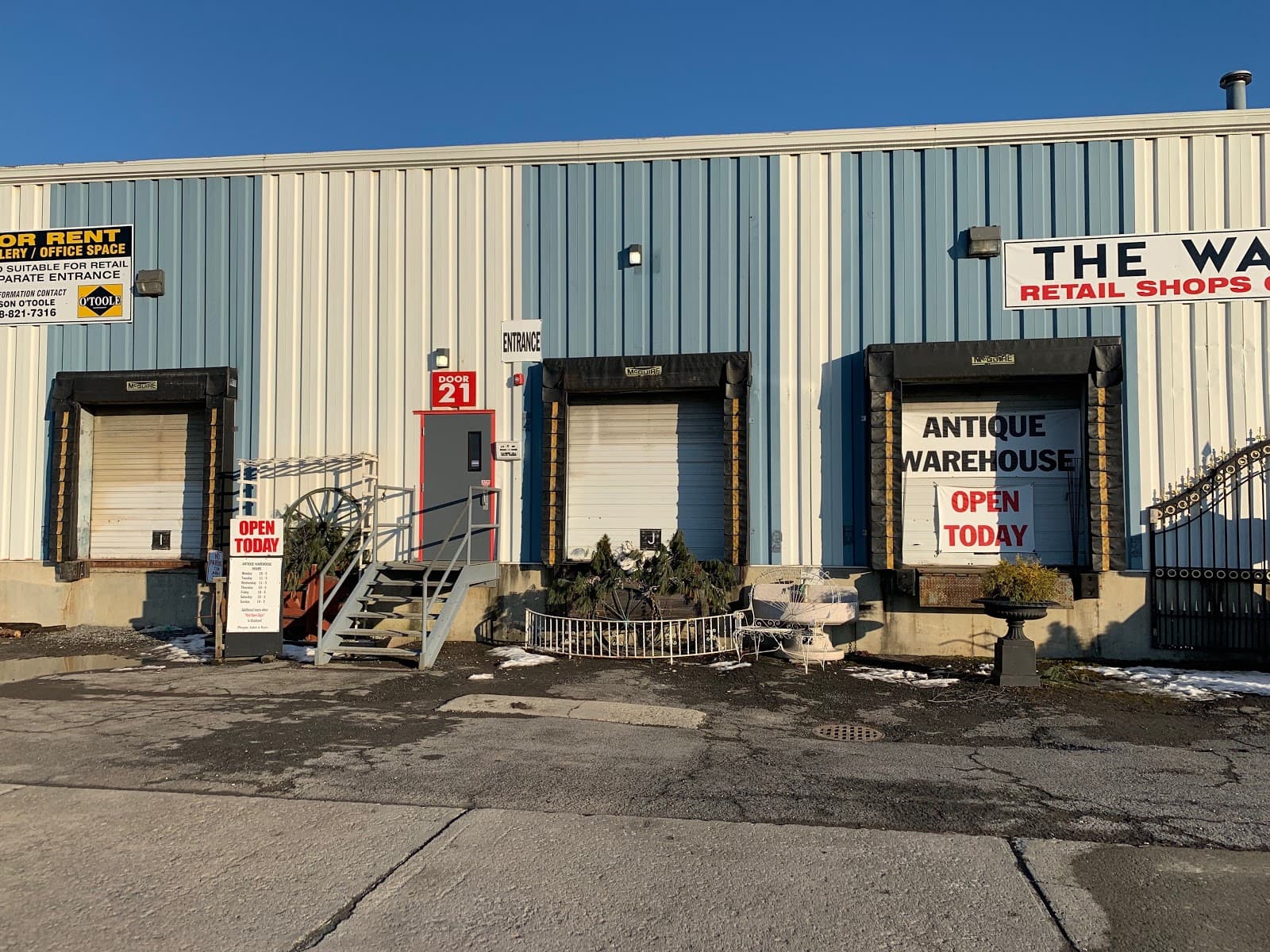 The Antique Warehouse Hudson - Image 1