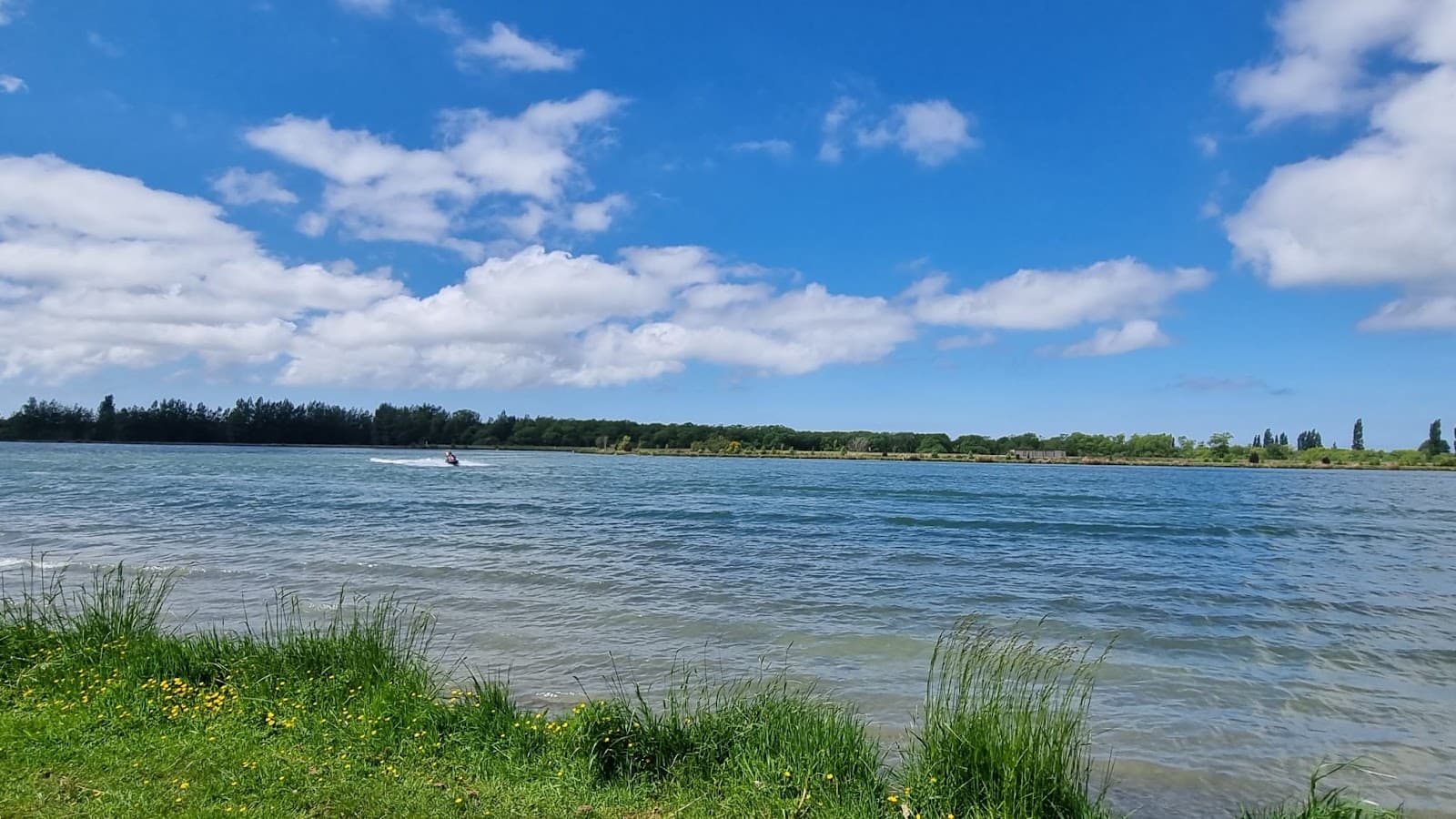 Lake Hood - Image 1
