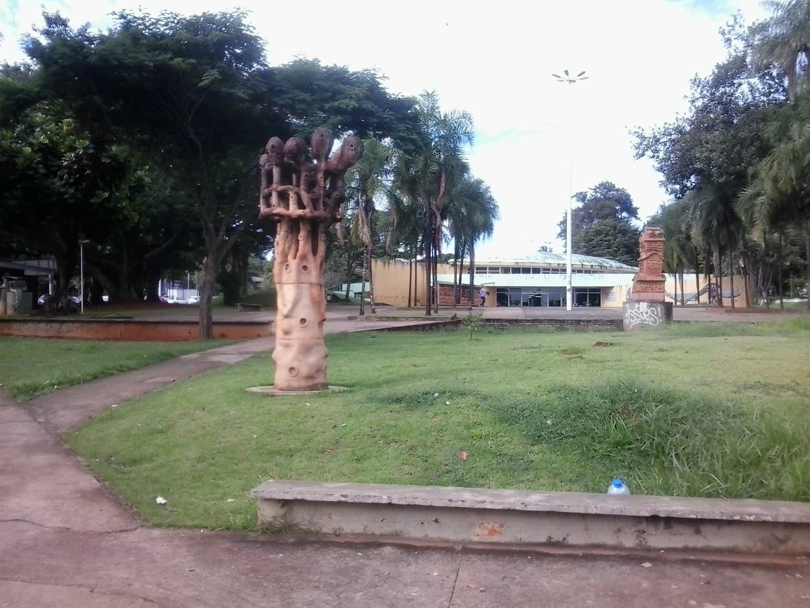 Praça Universitária - Image 1