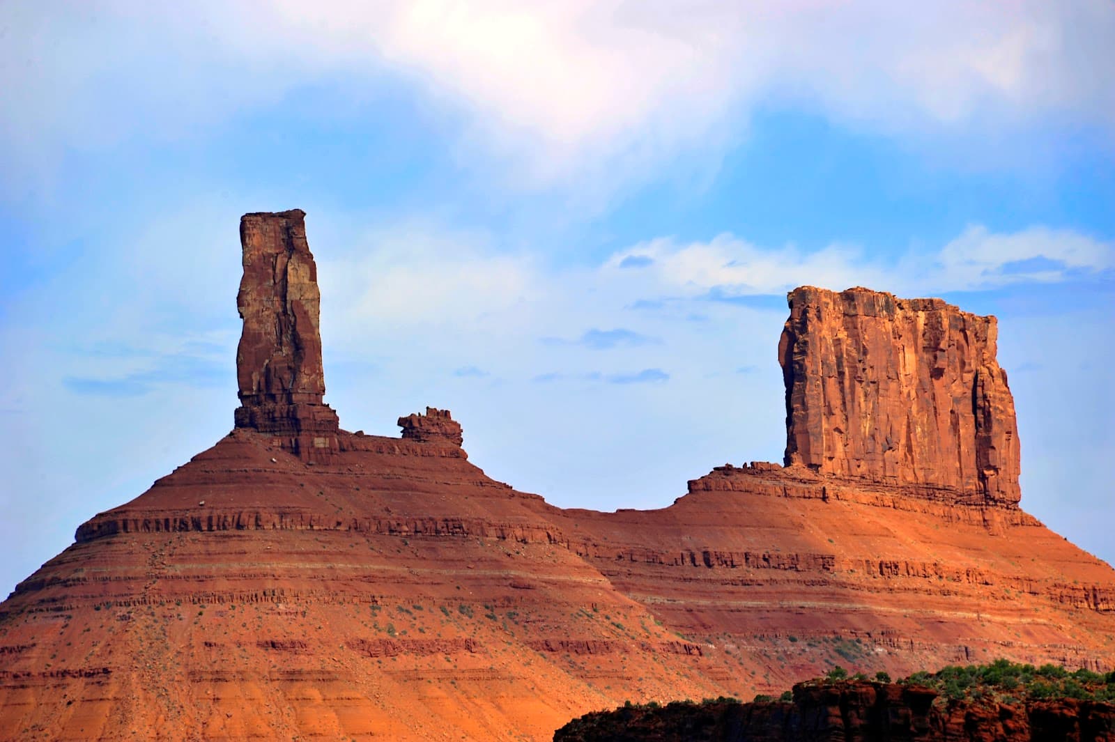 Castleton Tower - Image 1