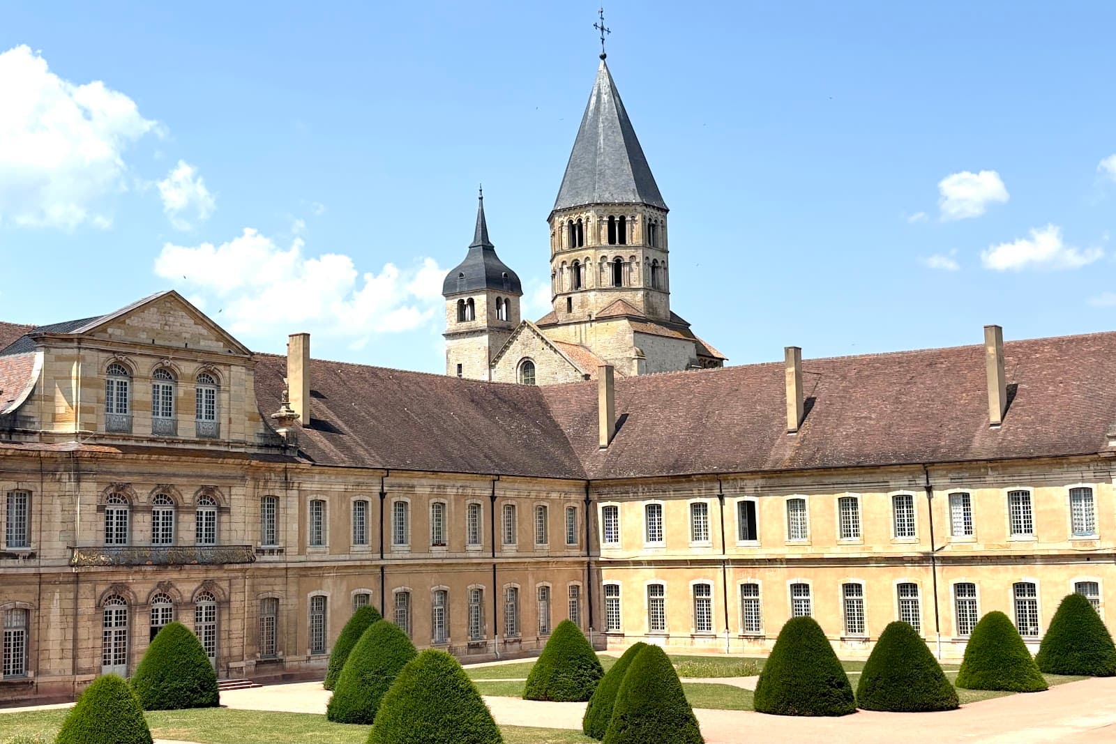 Arts et Métiers (ENSAM) Cluny Campus - Image 1