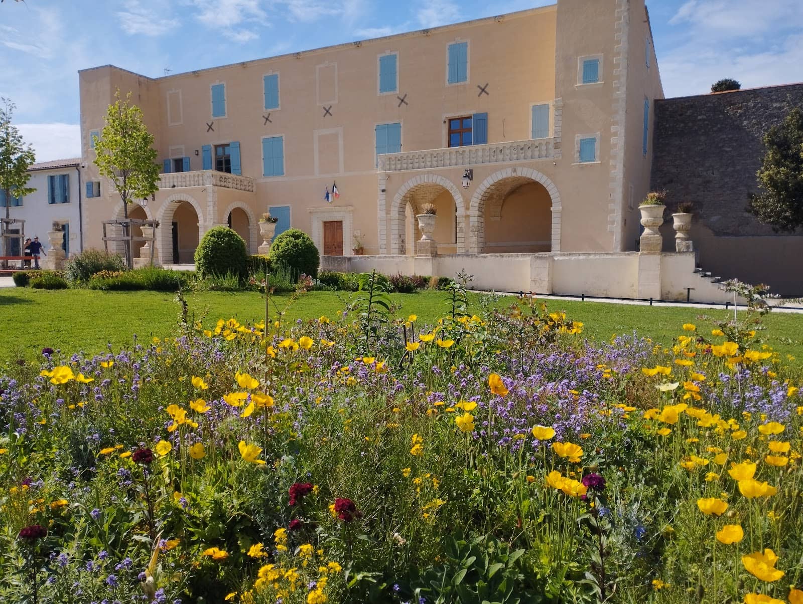 Shaded Garden Retreat