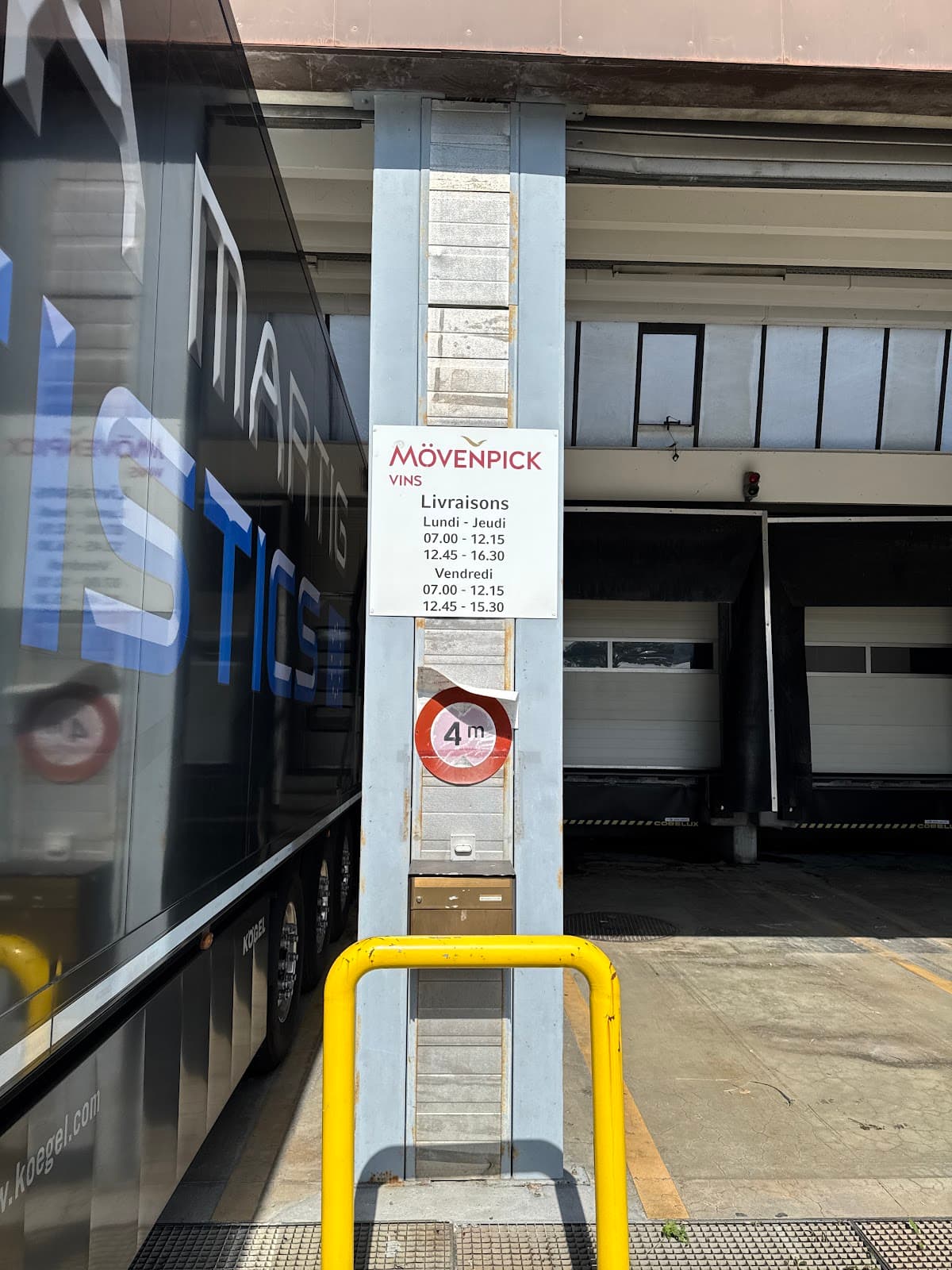 Bursins Wine Village - Image 1