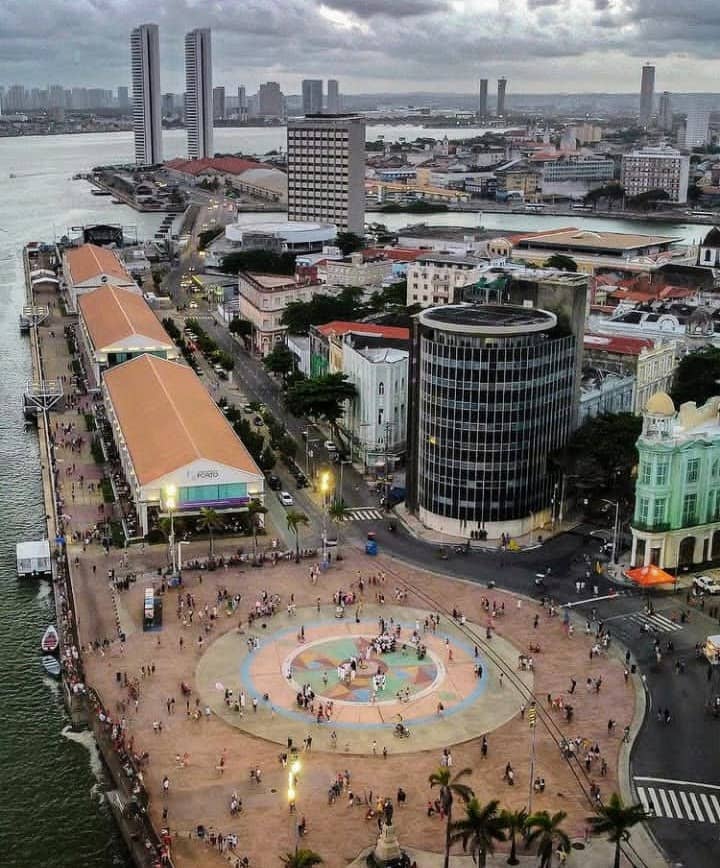 Embaixada dos Bonecos Gigantes