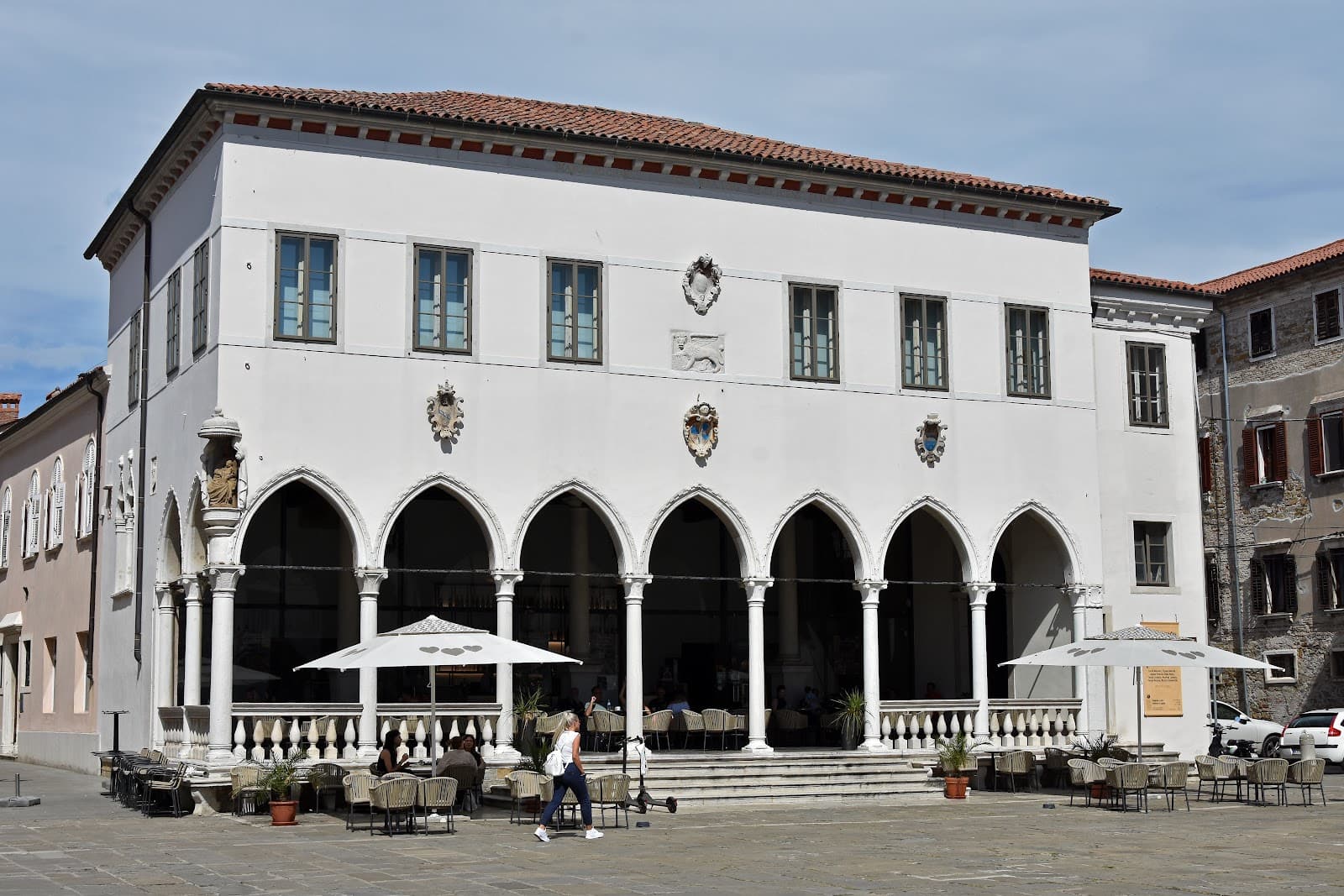 Koper Loggia - Image 1