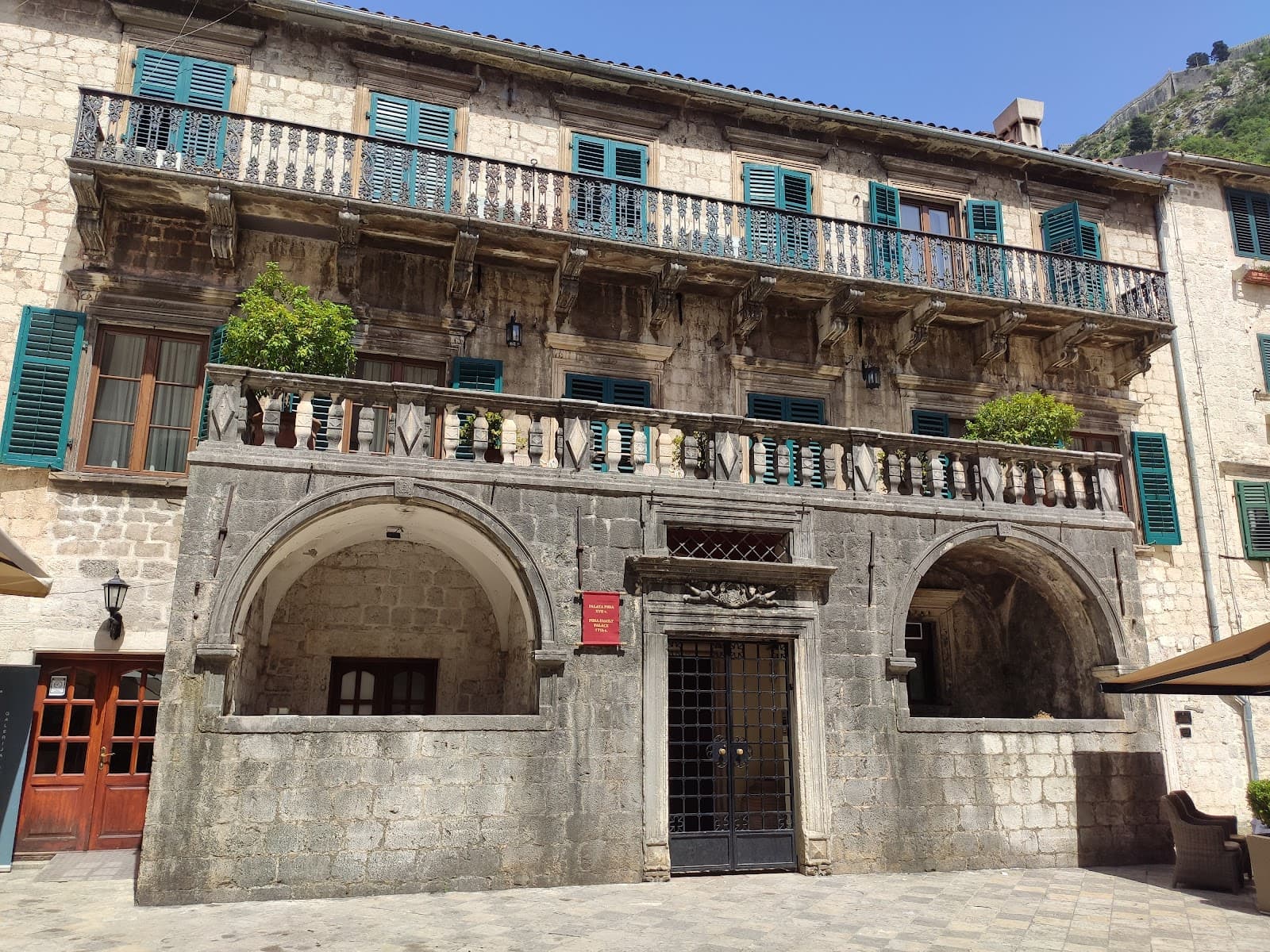 Flour Square Trg od Brašna - Image 1