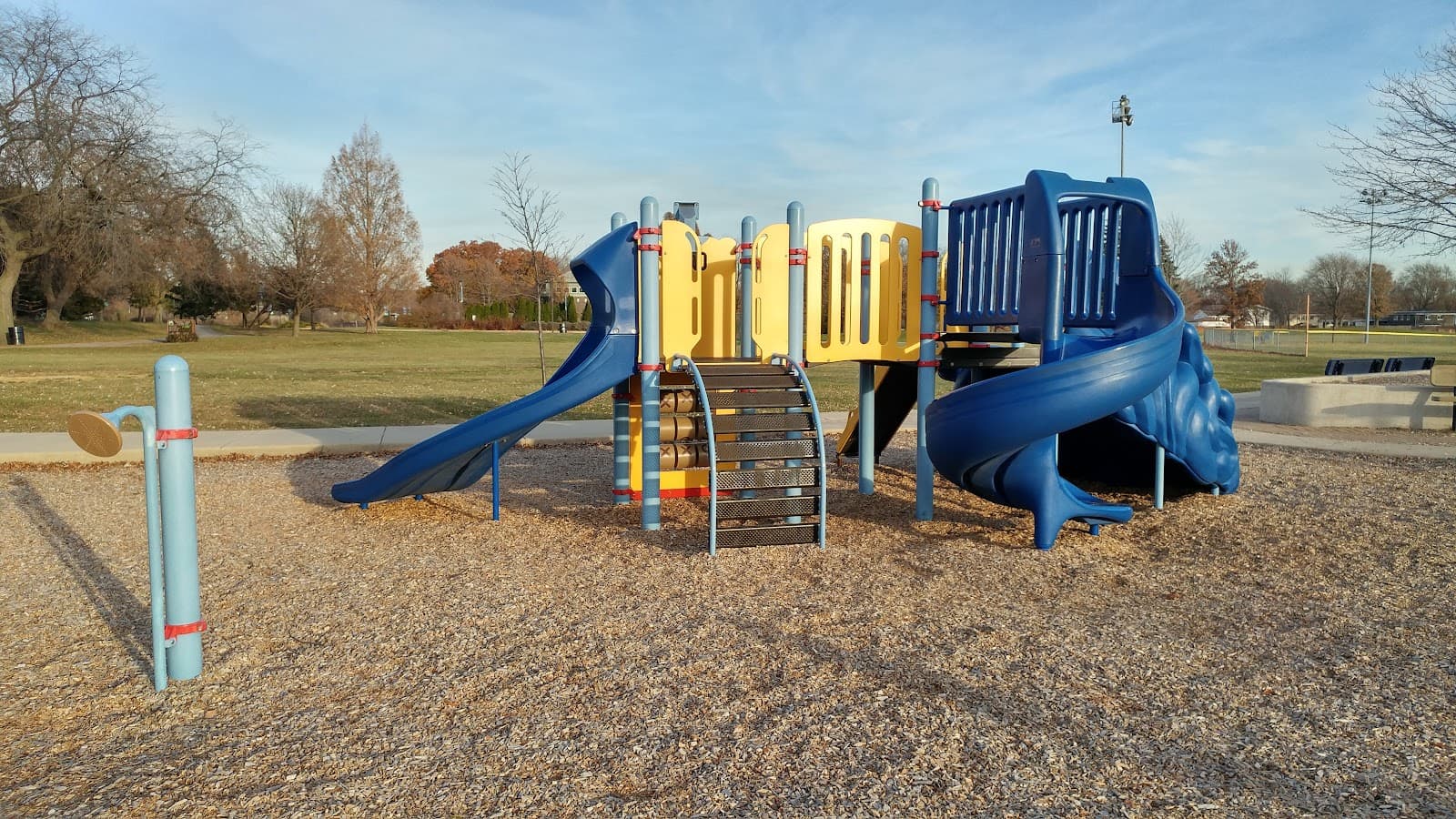 Friendship Park Conservatory - Image 1