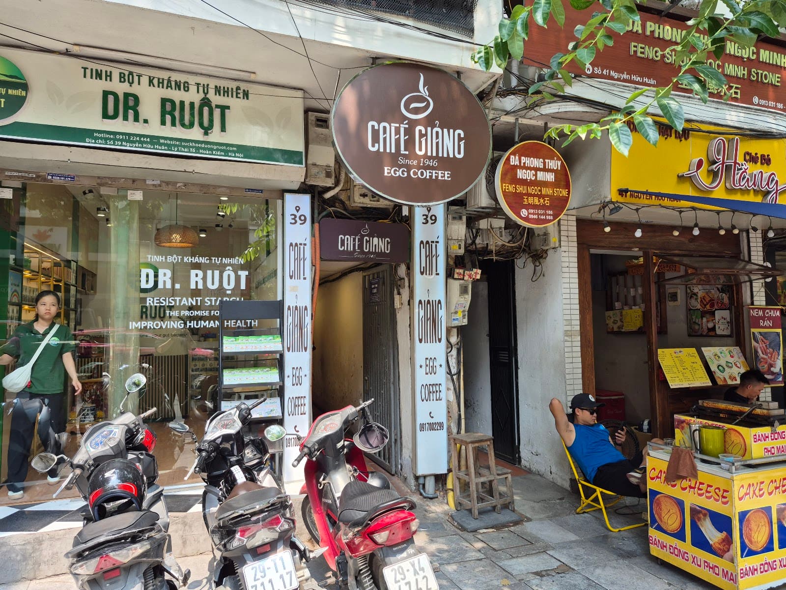 Cafe Giang - Image 1