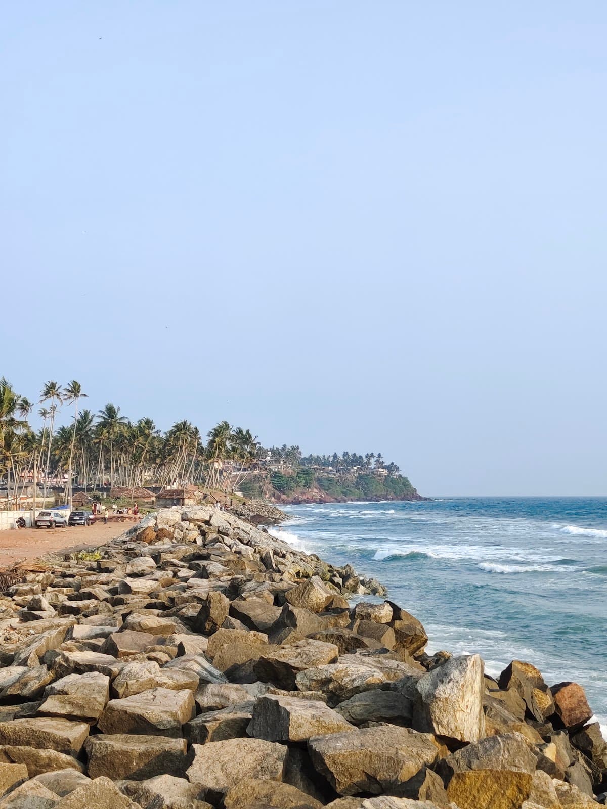 Varkala Cliff and Beach - Image 1