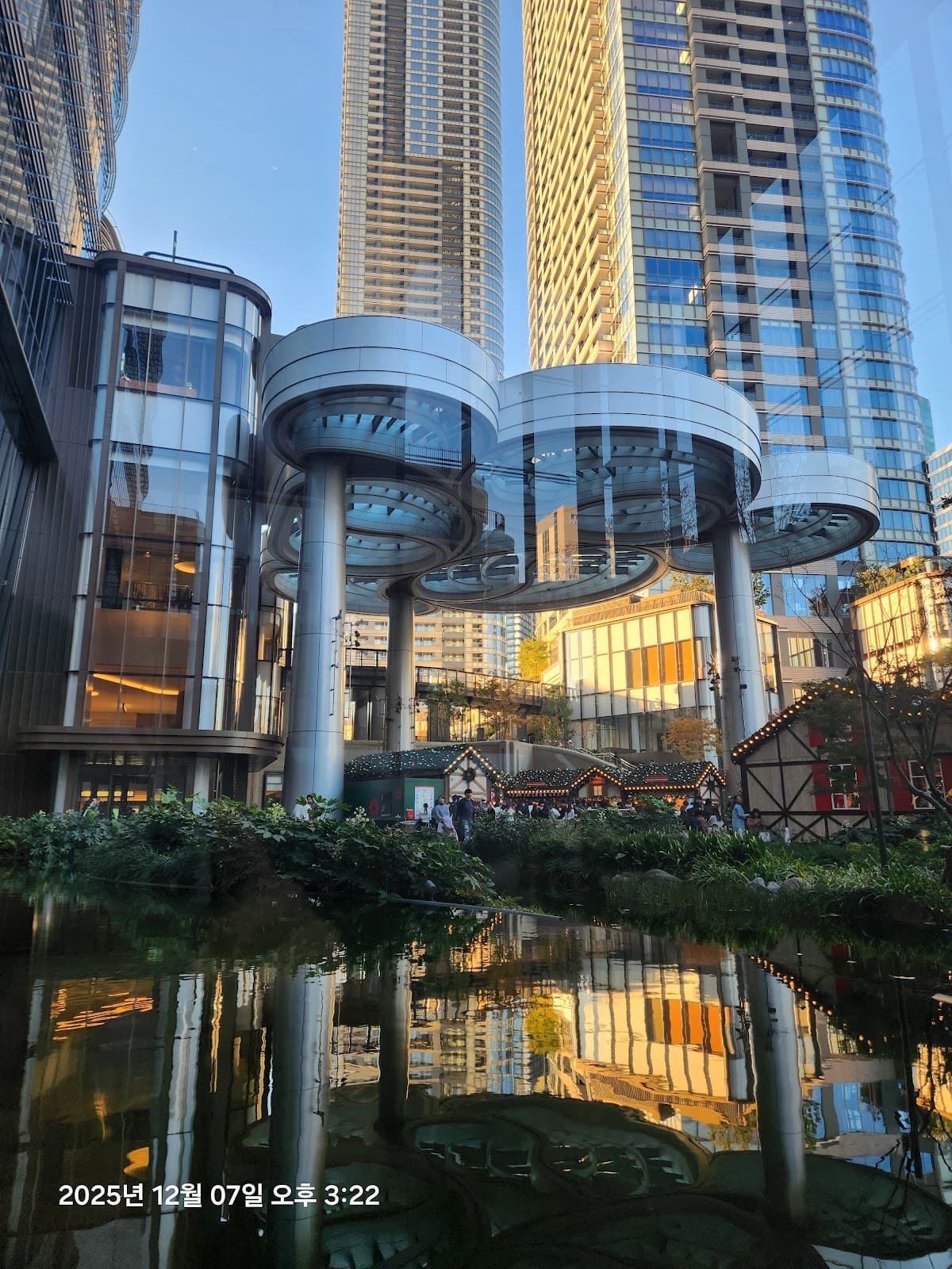 Azabudai Hills Mori JP Tower - Image 1