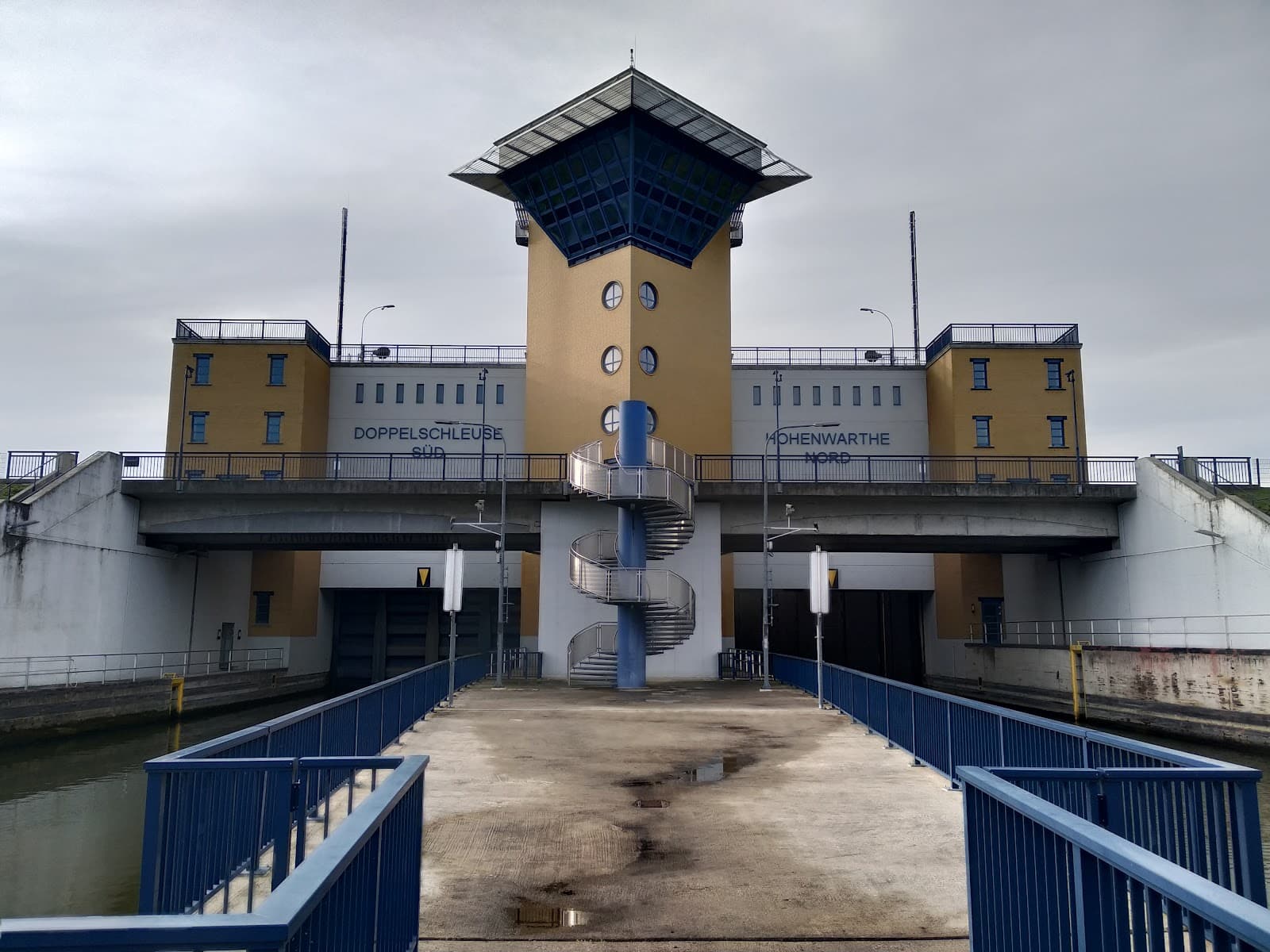 Hohenwarthe Locks - Image 1