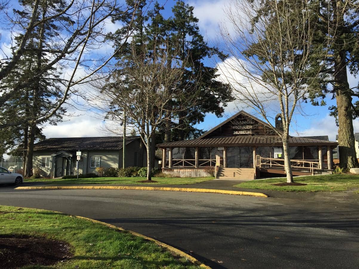 Pioneer Log Cabin Day