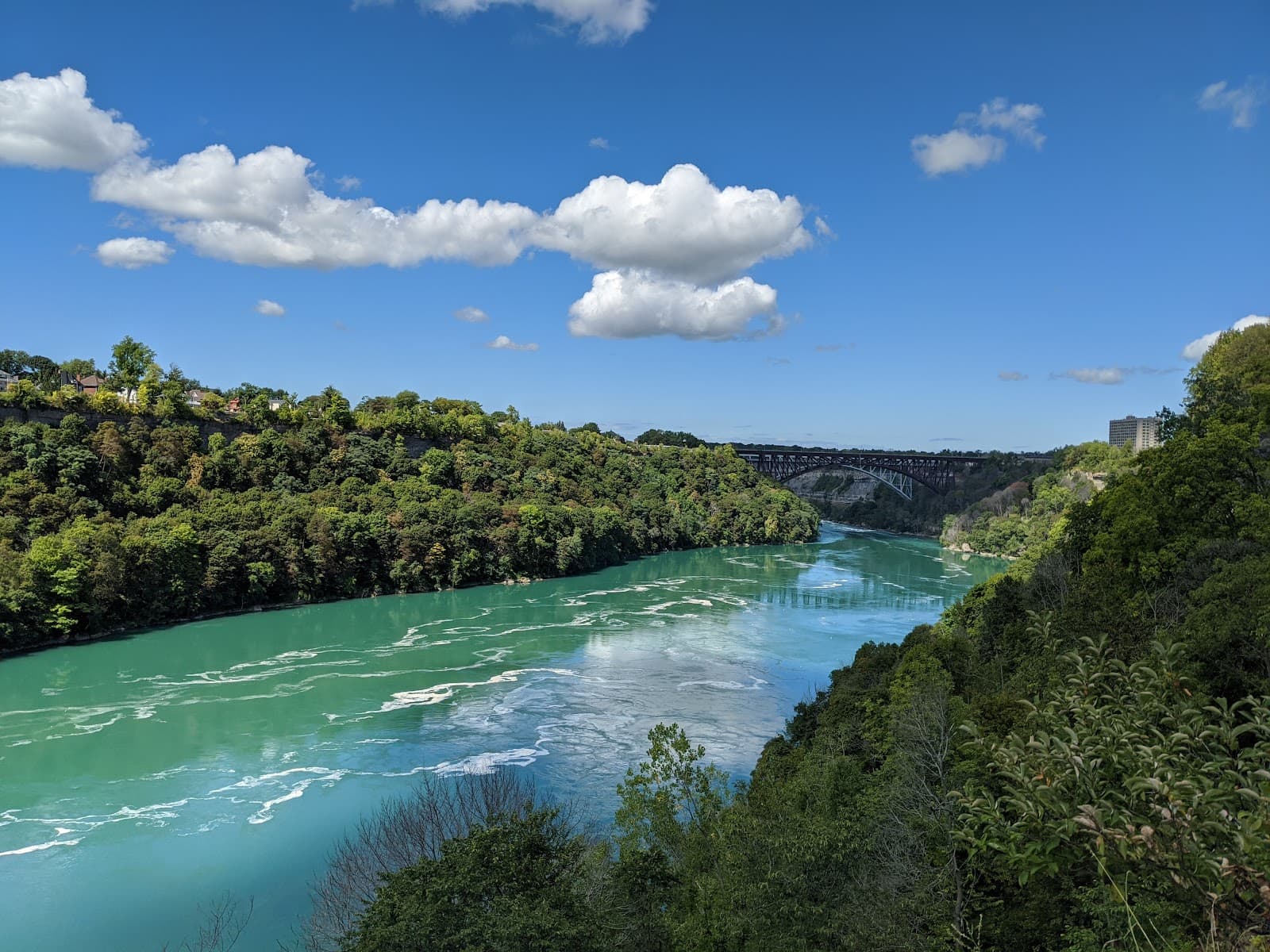 Niagara Gorge Rim Trail Niagara Falls USA - Image 1