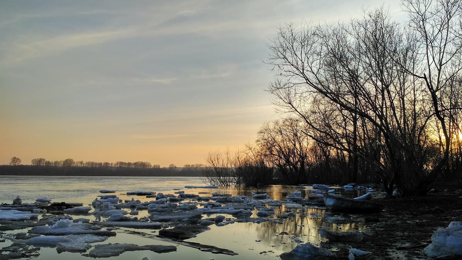 Kirovsky District - Image 1