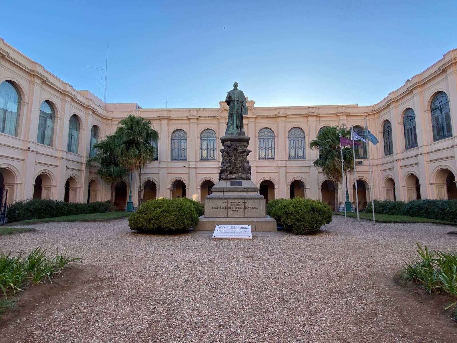 Manzana Jesuítica Córdoba - Image 1