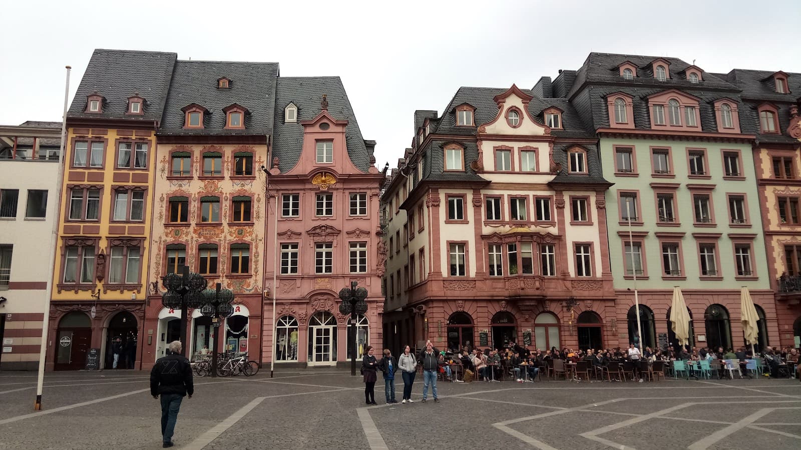 Markt Market Square - Image 1