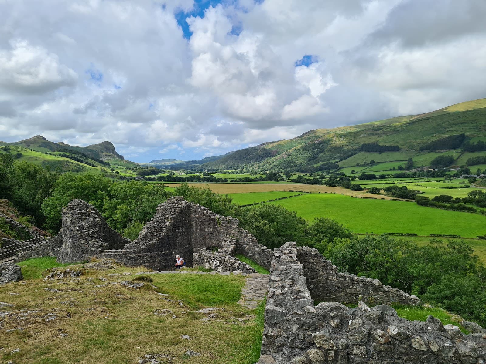 Castell y Bere - Image 1