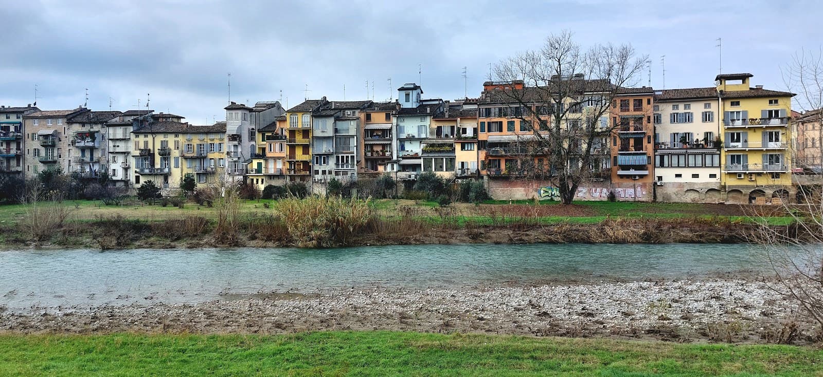 Oltretorrente Parma - Image 1