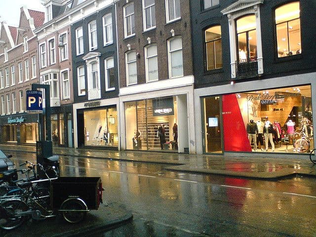 P.C. Hooftstraat, Amsterdam - Image 1