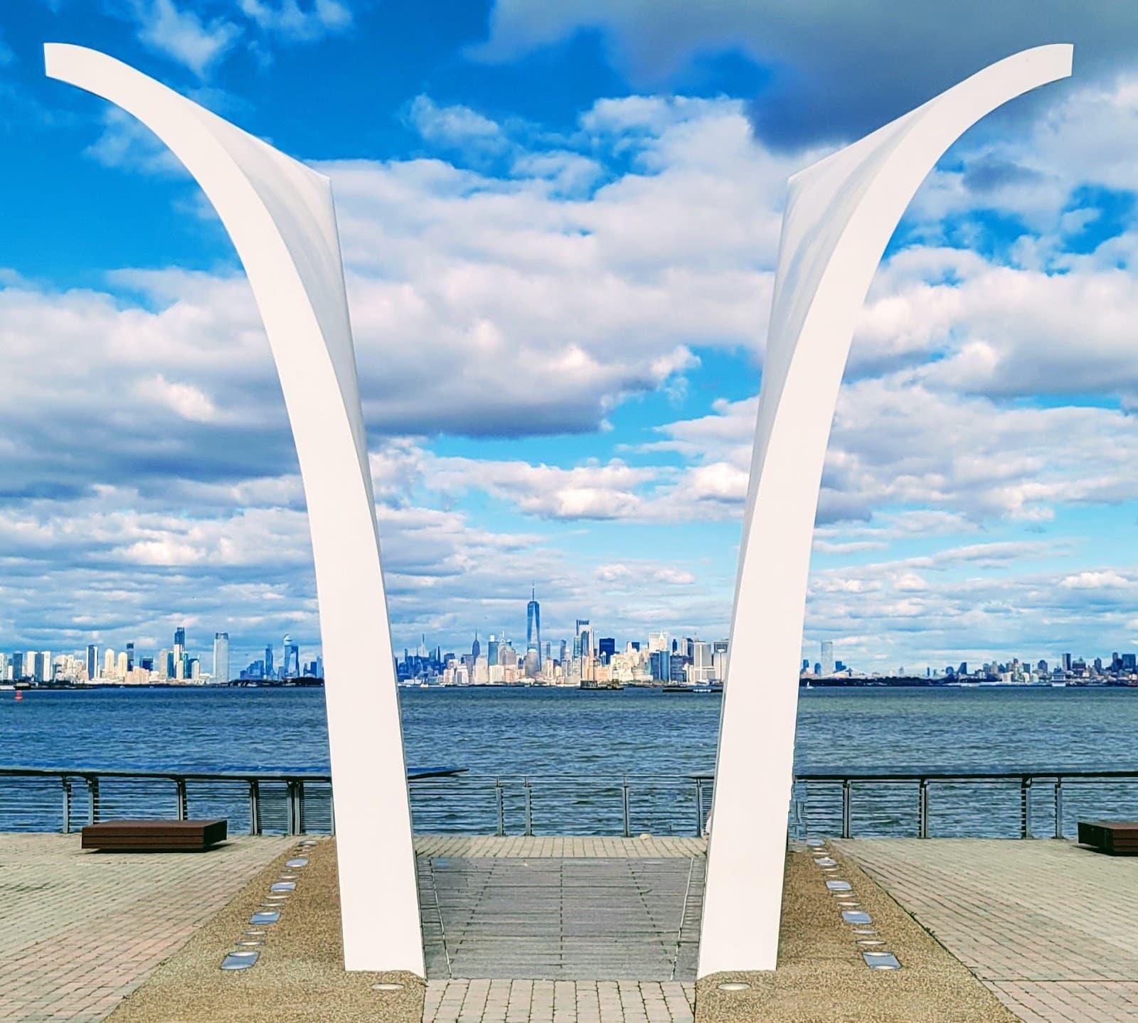 St George Waterfront Esplanade - Image 1