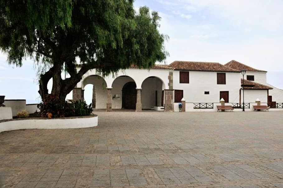 Mirador El Amparo - Image 1