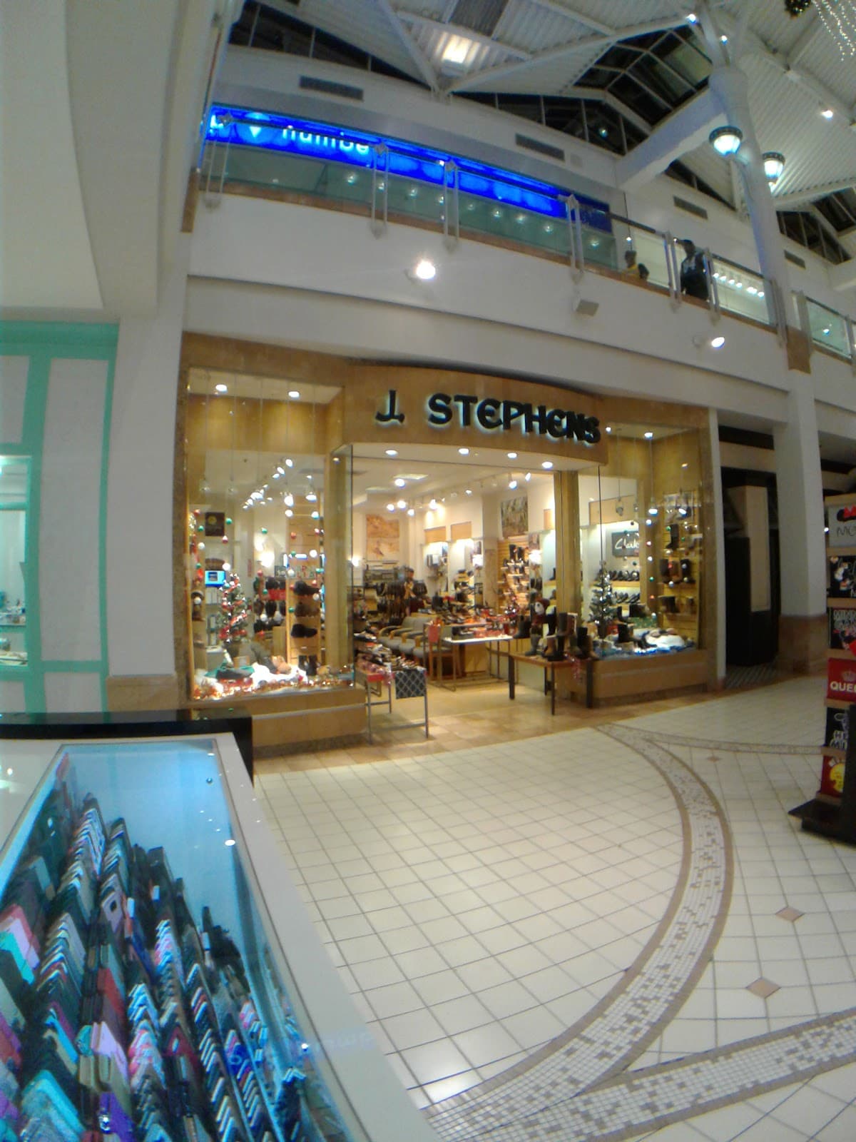 Westfield Valencia Town Center - Image 1