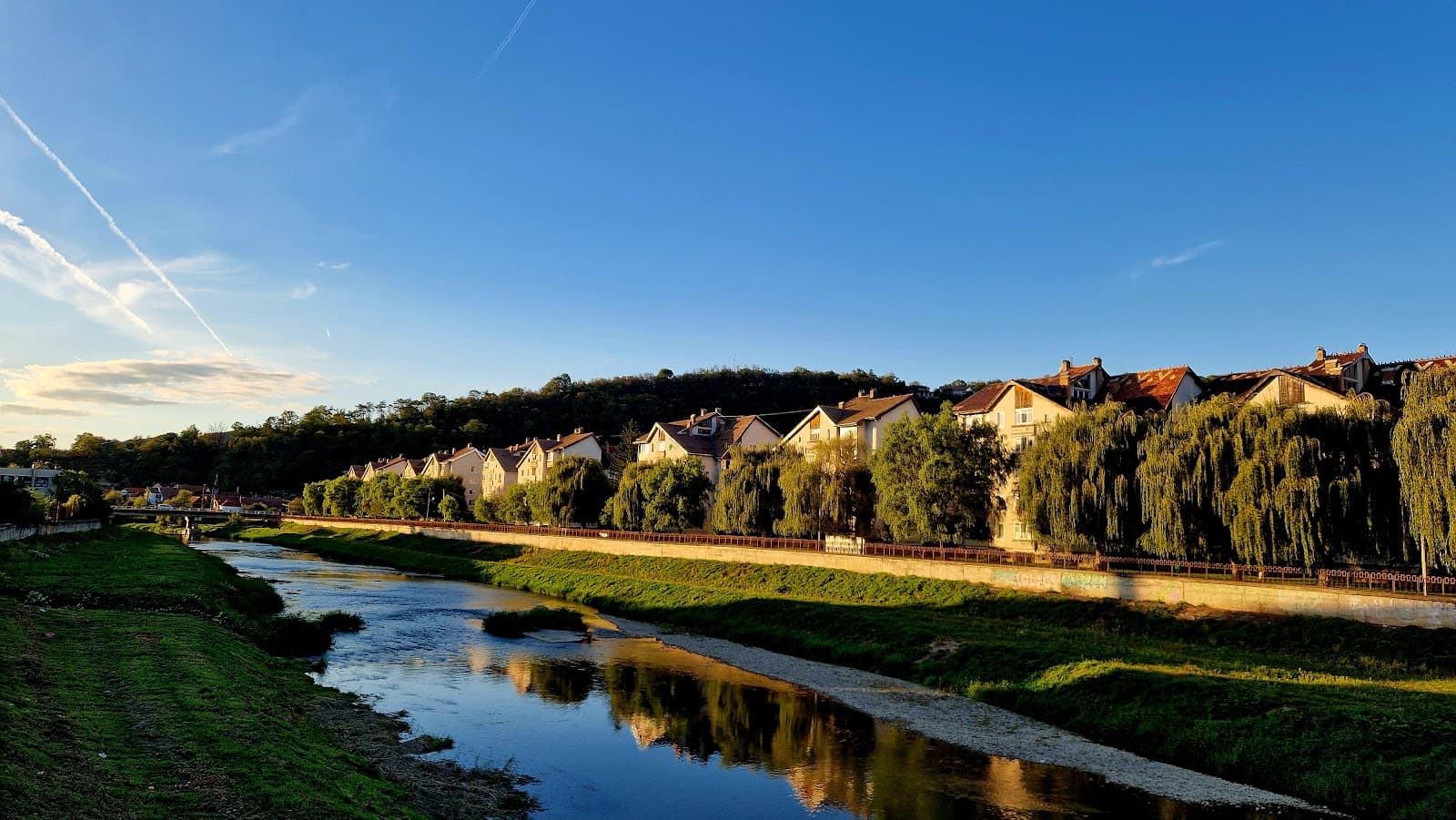 Pedestrian Bridge Tarnava Mare - Image 1