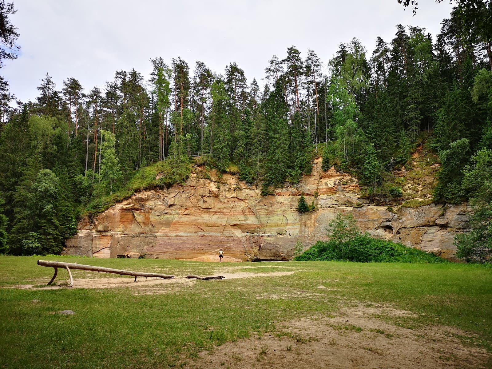 Taevaskoja Cliffs - Image 1