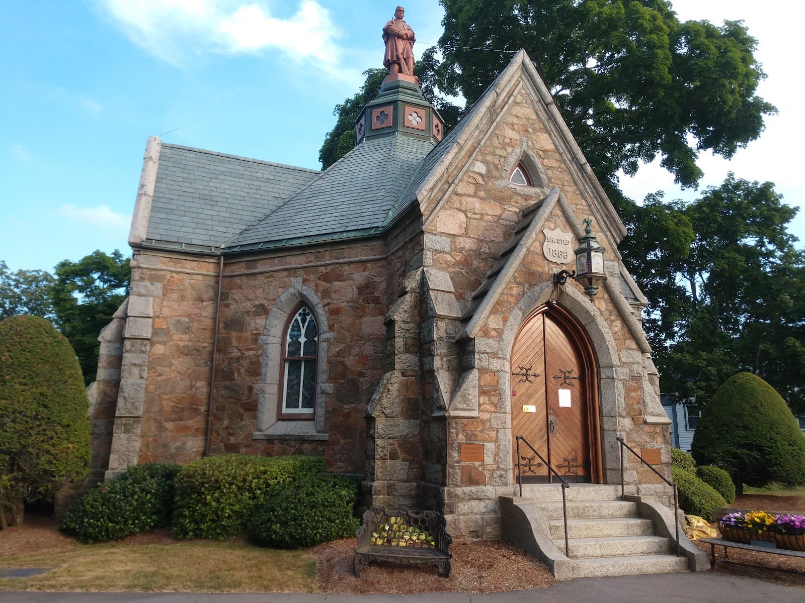 Memorial Hall (Foxborough) - Image 1