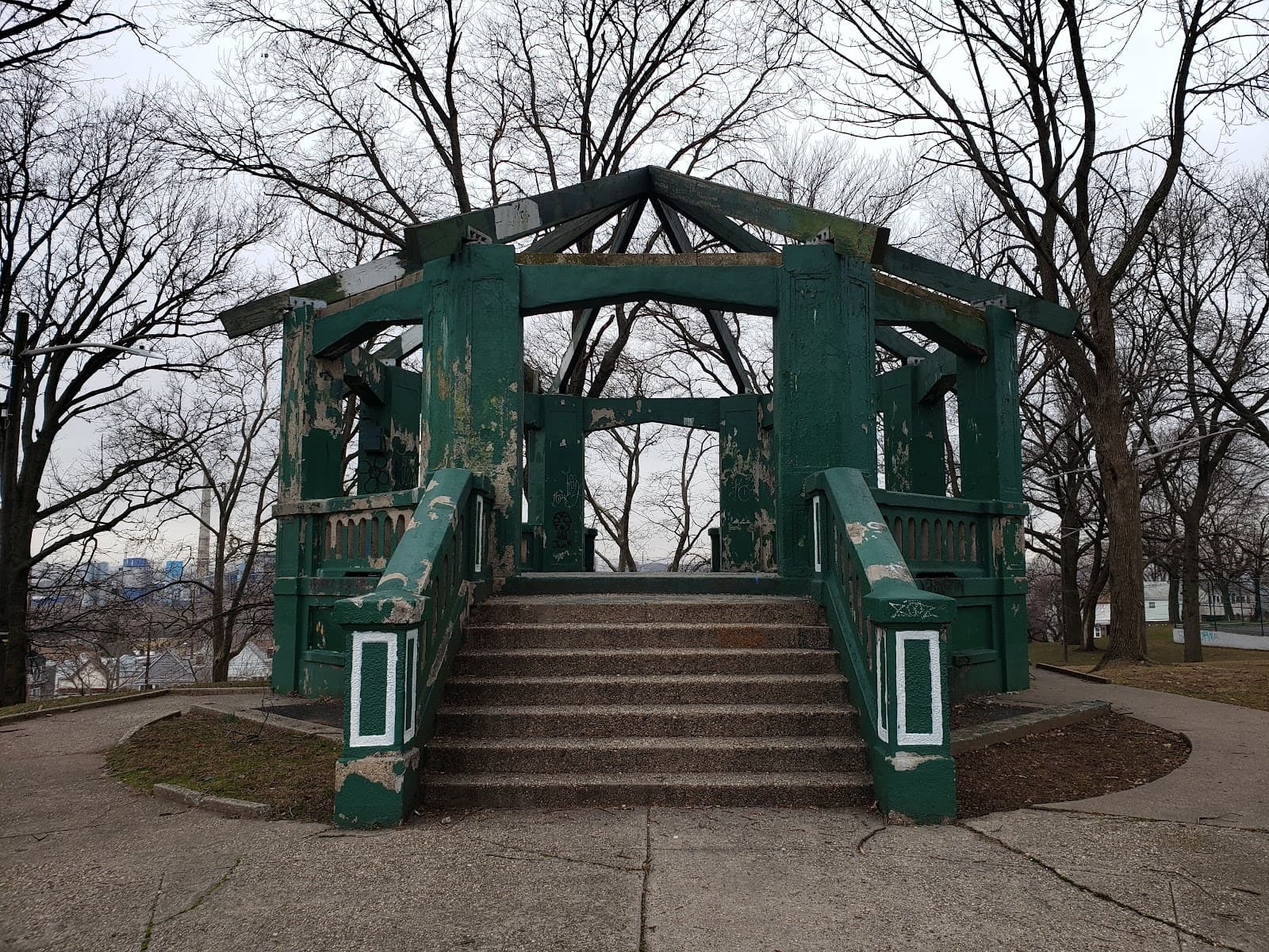 Leonard Gordon Park - Image 1