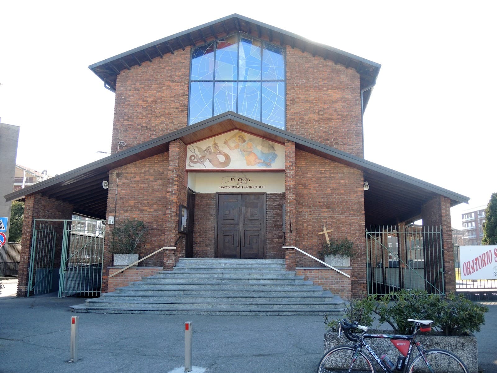 Chiesa di San Michele Arcangelo (Terrazzano) - Image 1