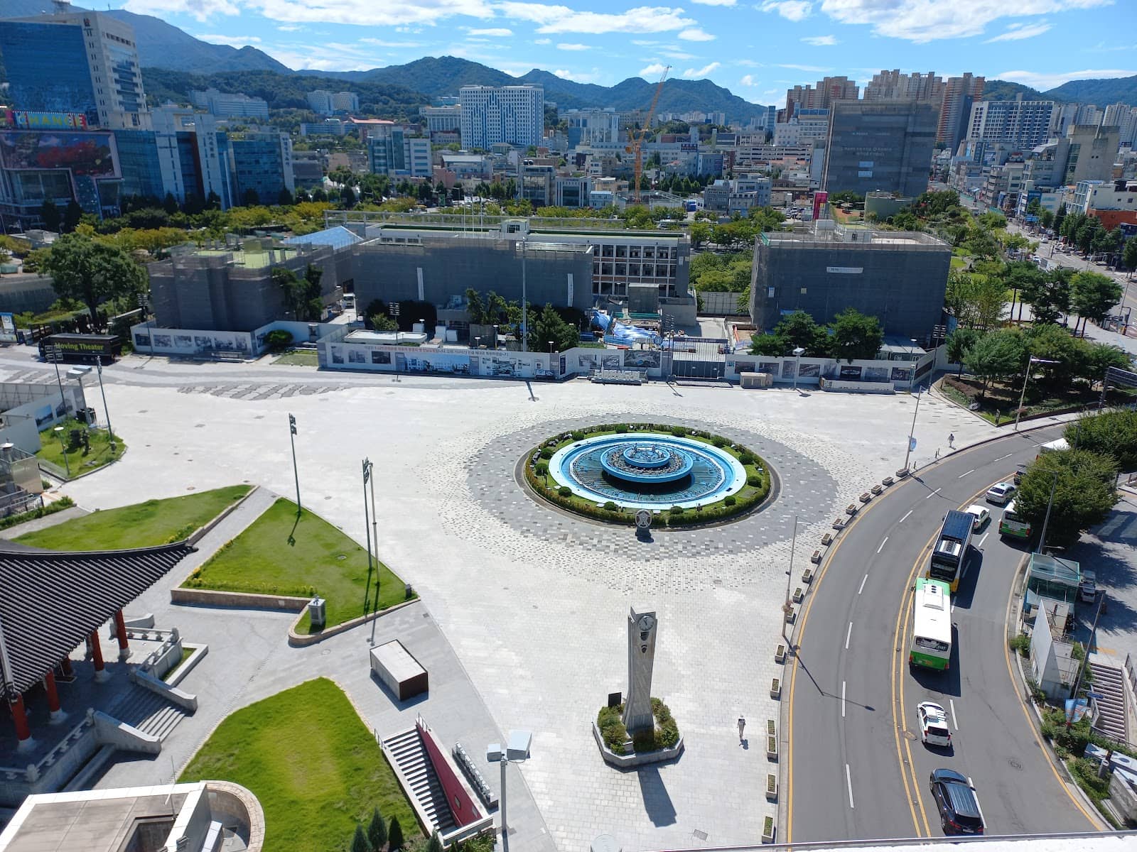 Photojournalism and Archives