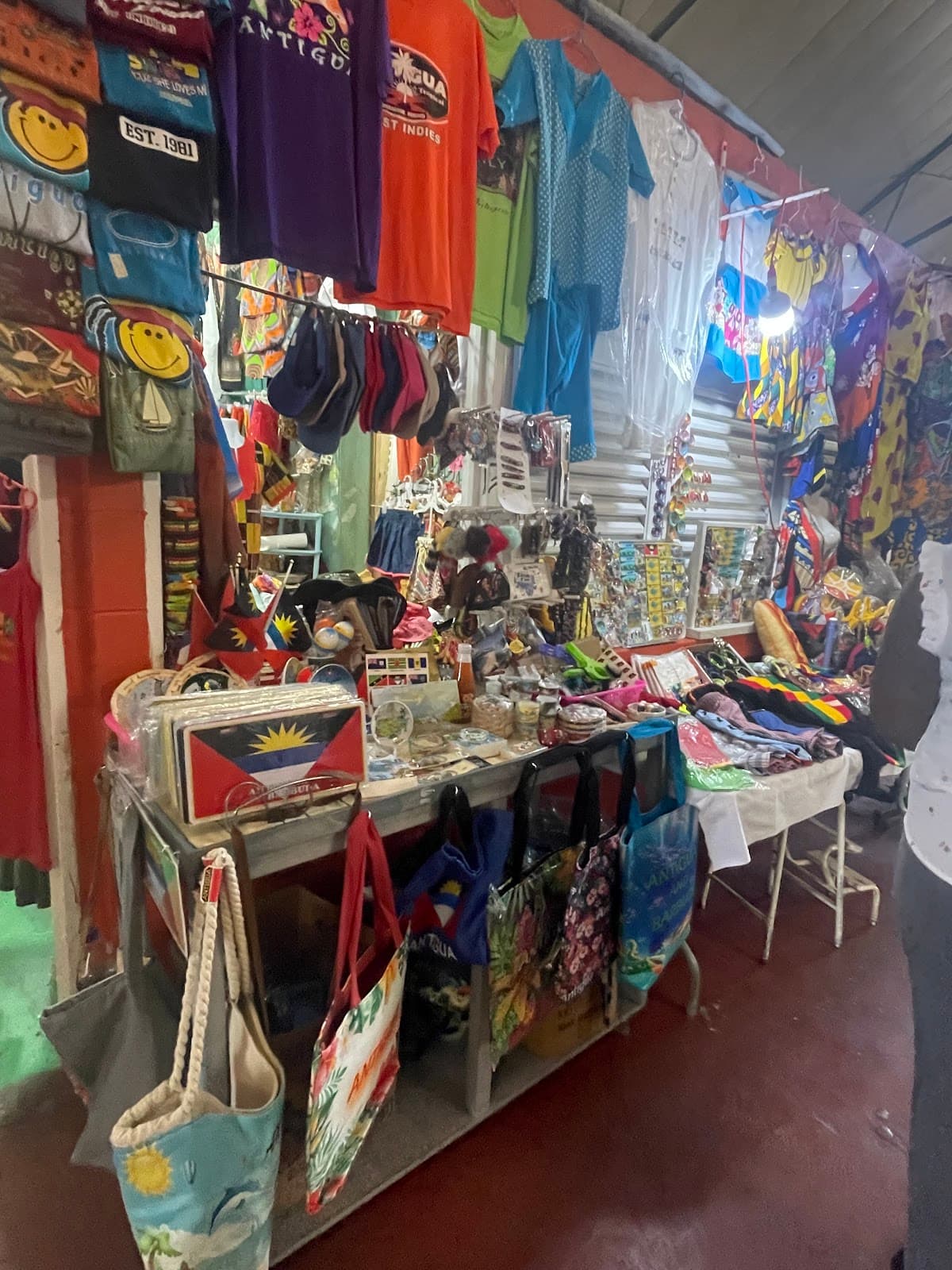 Artisans Antigua Travelling Market Jolly Harbour Antigua - Image 1