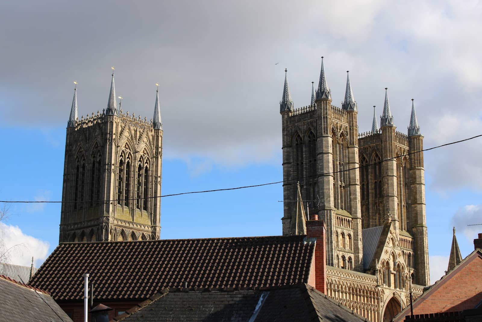 Bailgate Boutiques & Cafes