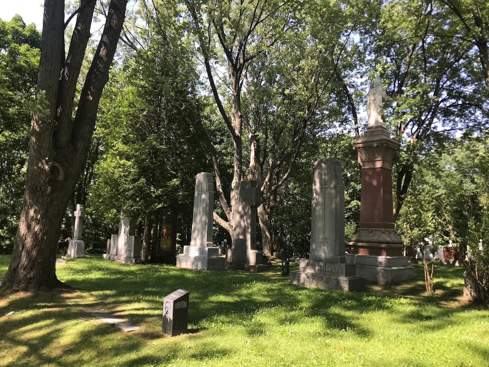 Notre-Dame-de-Belmont Cemetery - Image 1