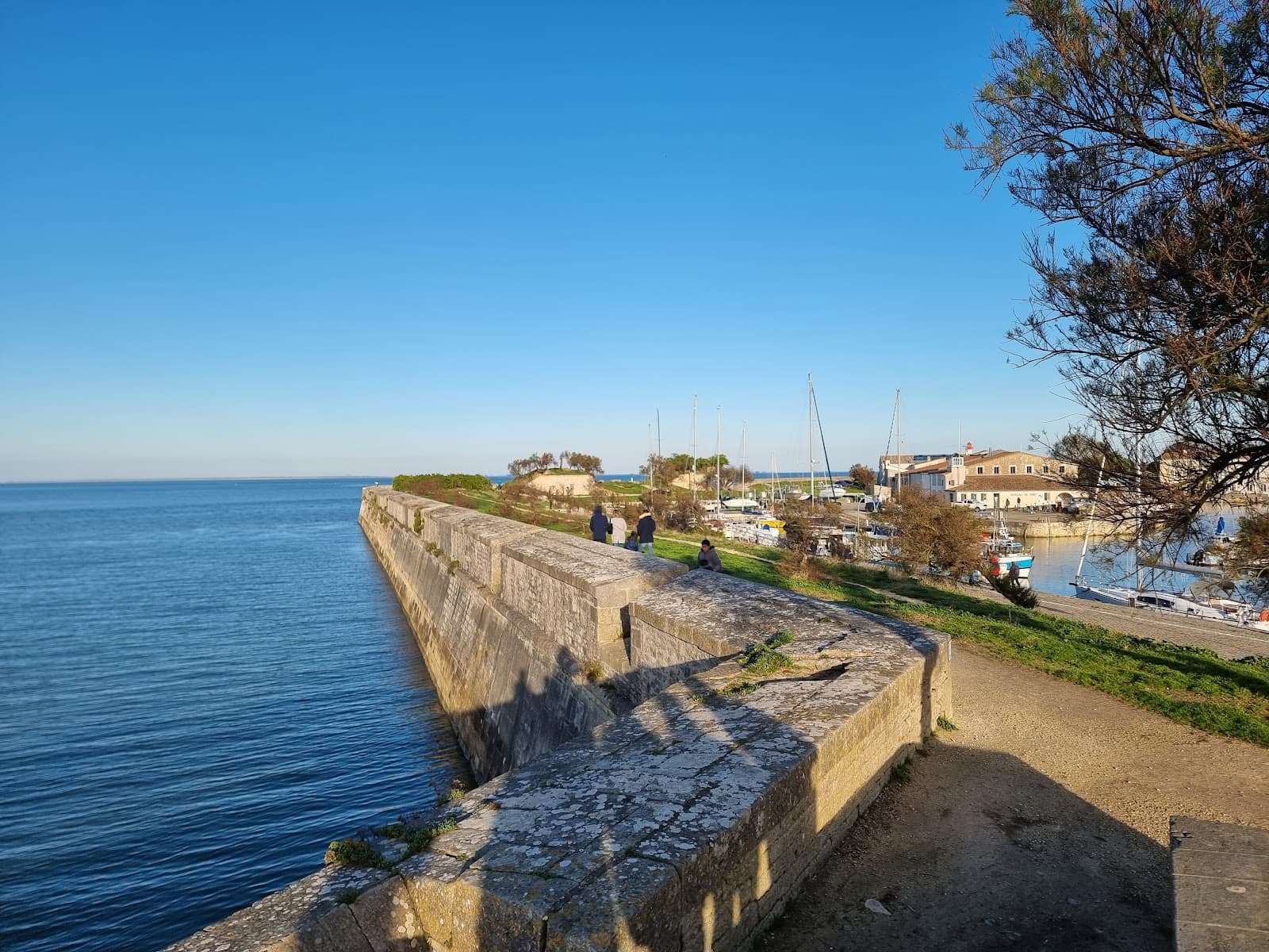 Remparts de Saint-Martin-de-Ré - Image 1