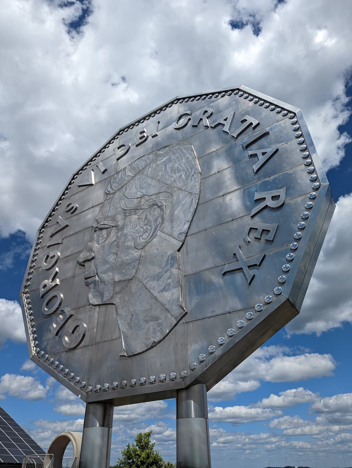 Big Nickel - Image 1