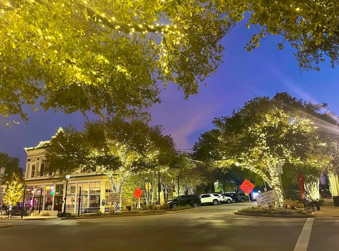 The Ruby Hotel & Bar