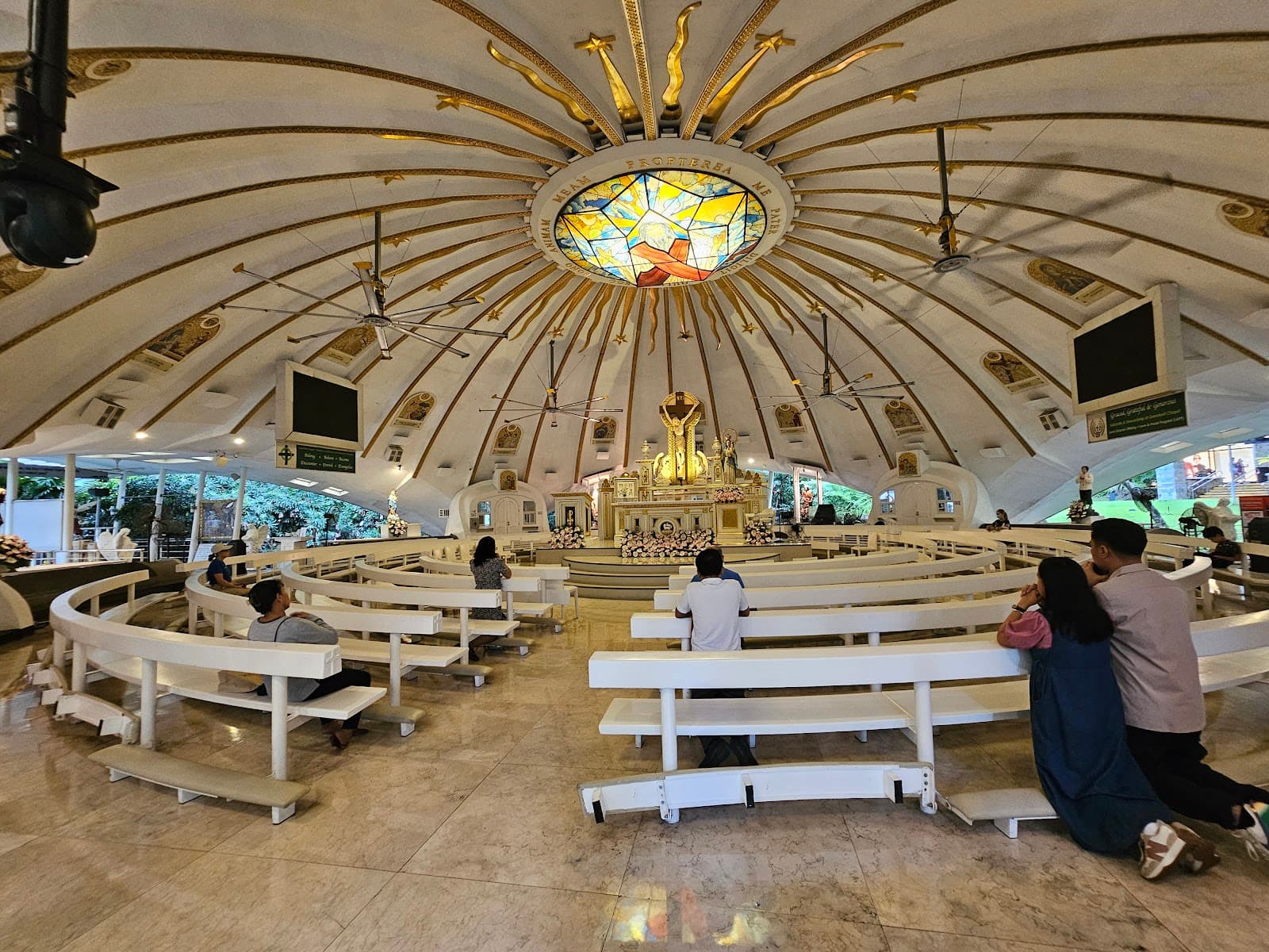 Sto. Niño de Paz Chapel Greenbelt Makati - Image 1