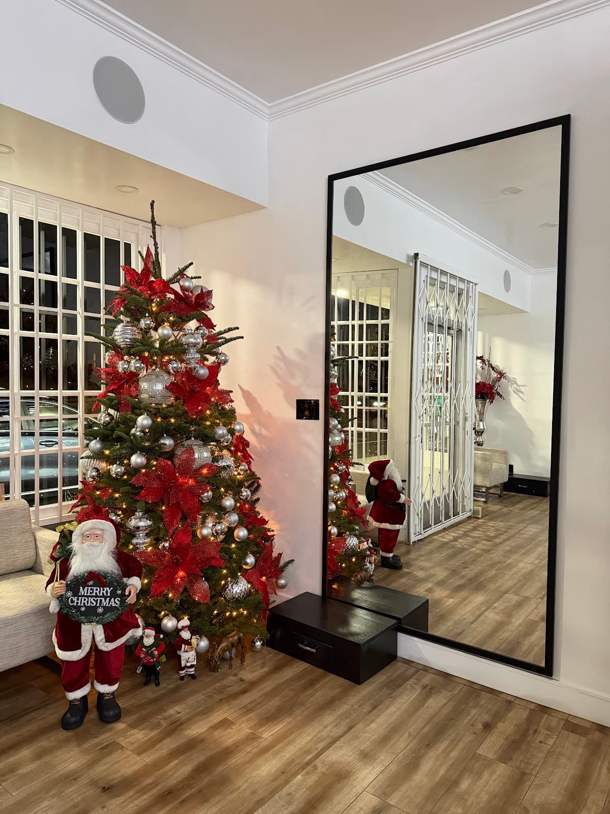 Various Dry Cleaners - Image 1