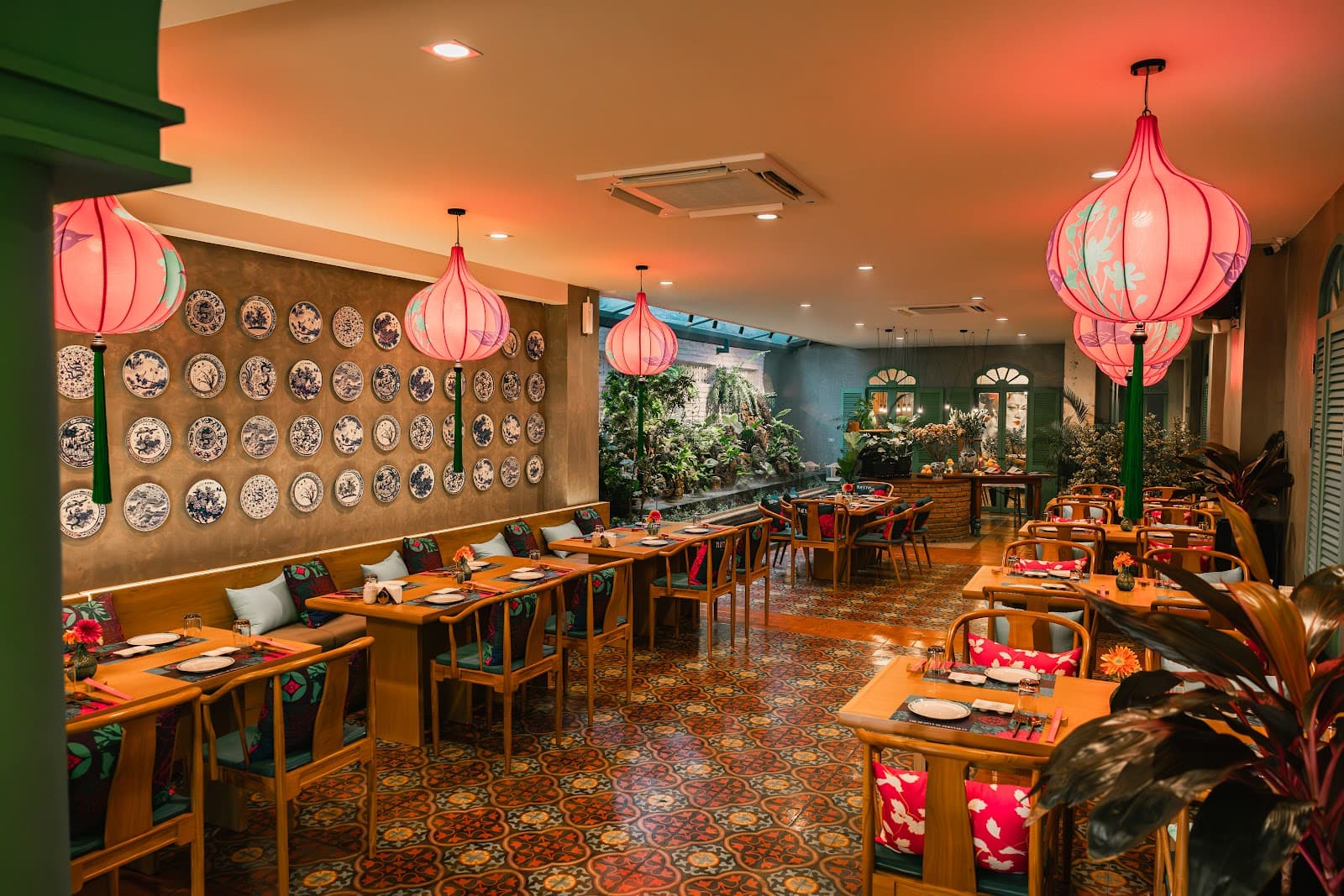 Kanta Phuket Restaurant - Image 1