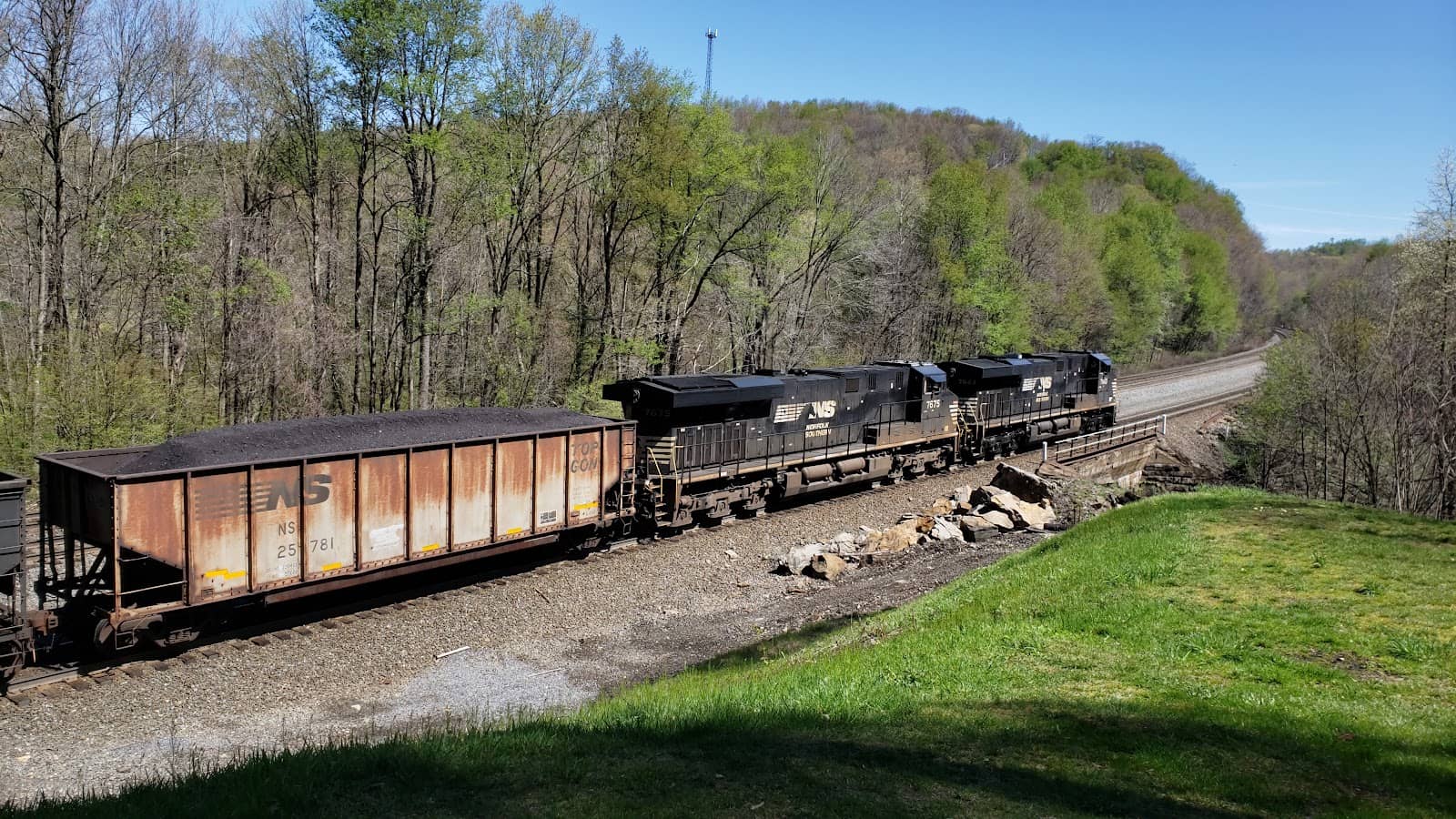 Seasonal Foliage & Train Combos