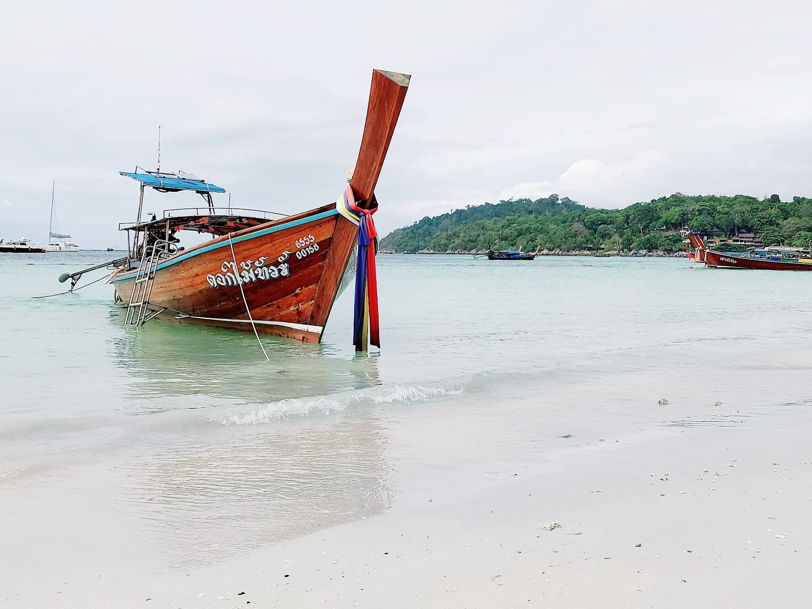 Walking Street Koh Lipe - Image 1